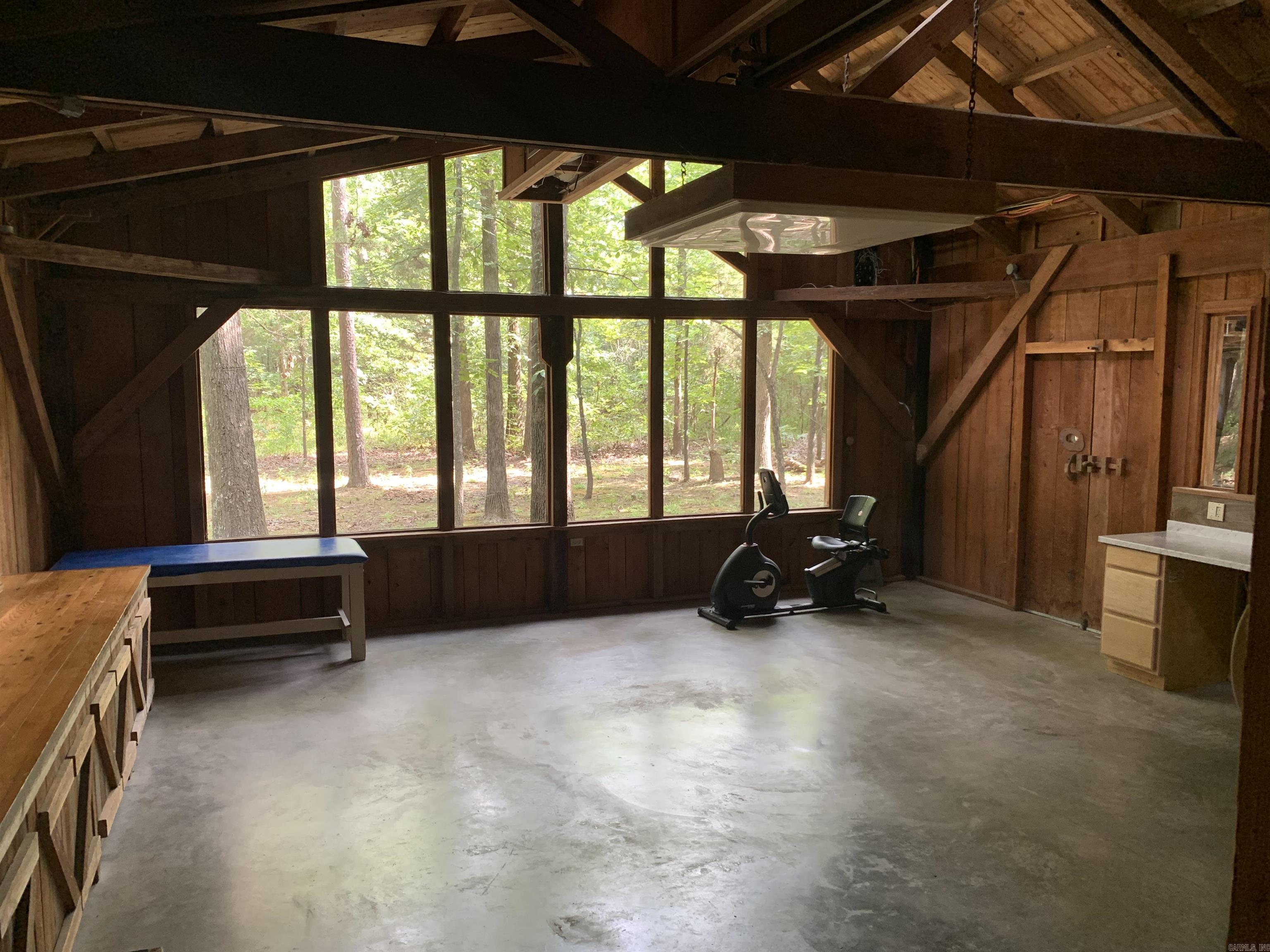 6002 Becknell Property Photo 6