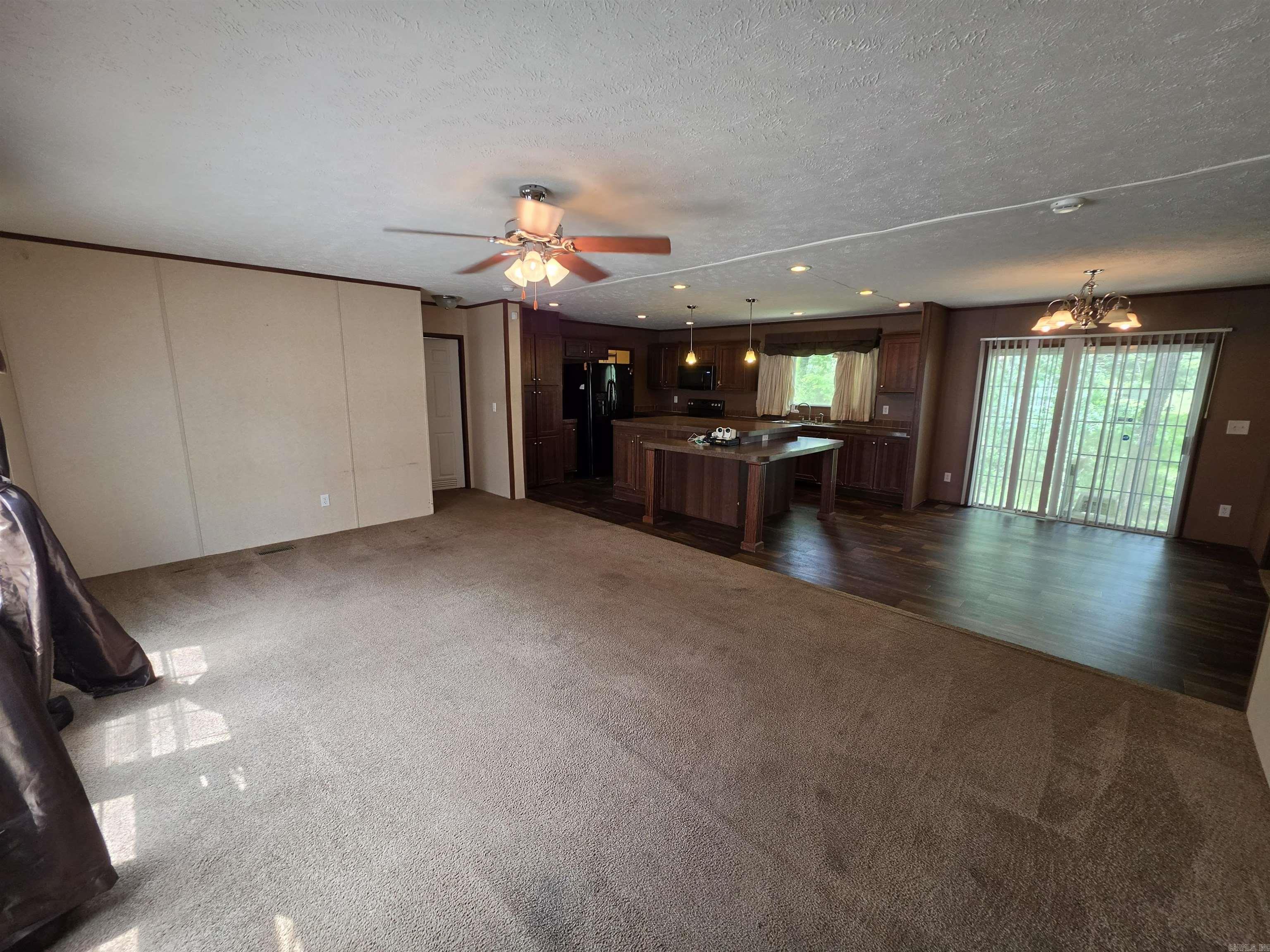 5268 Prince St Property Photo 2