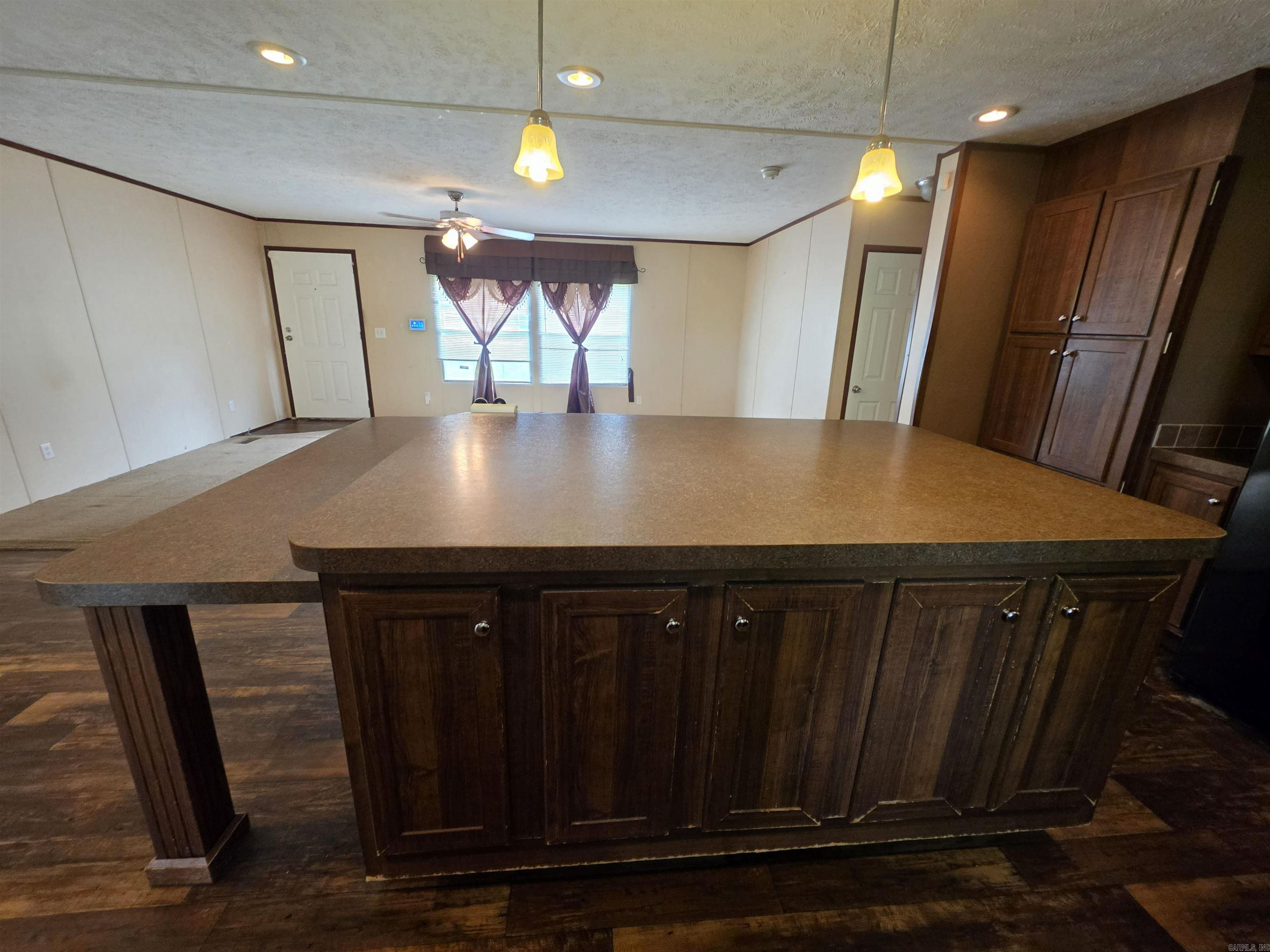 5268 Prince St Property Photo 4