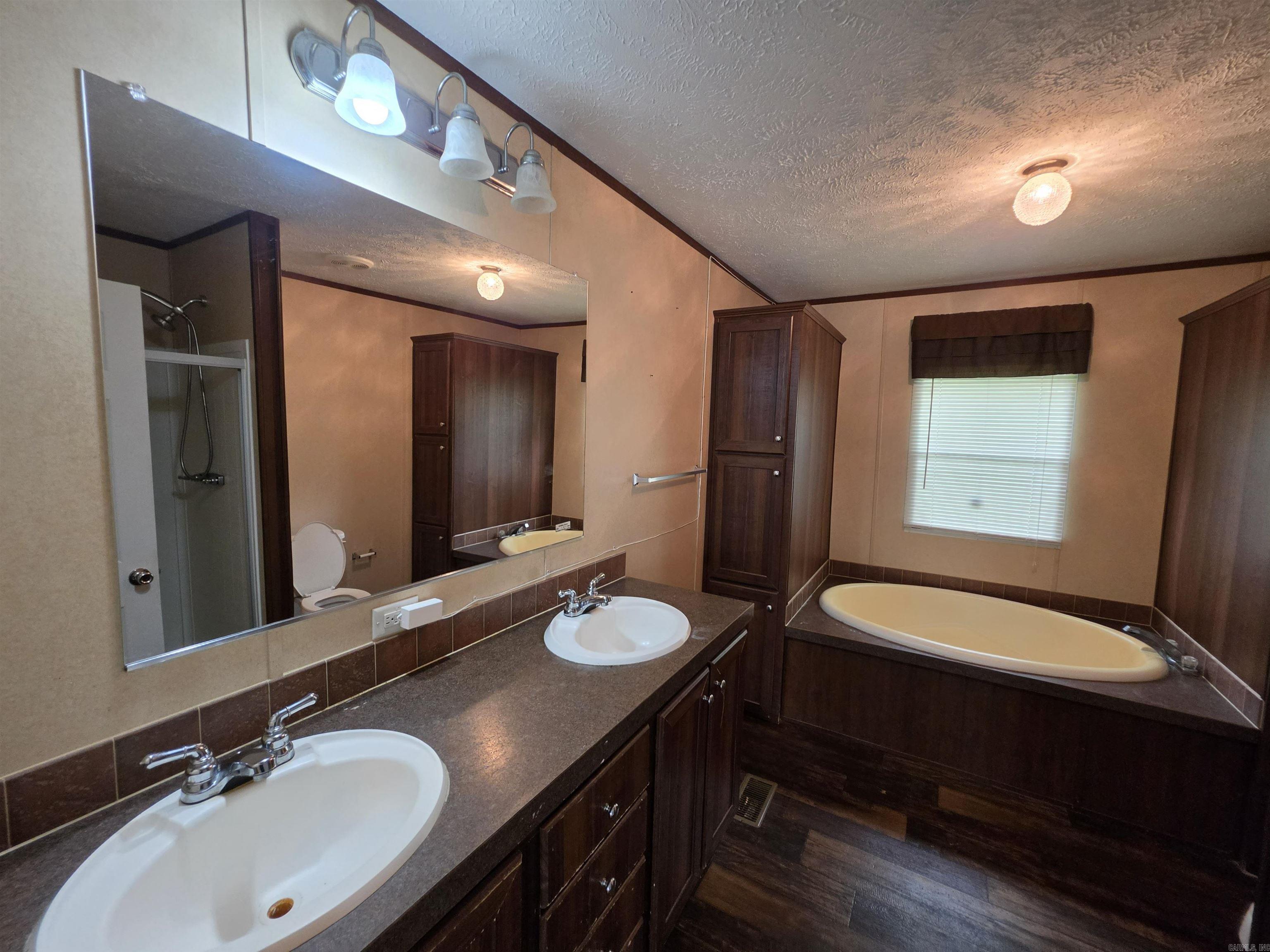5268 Prince St Property Photo 17