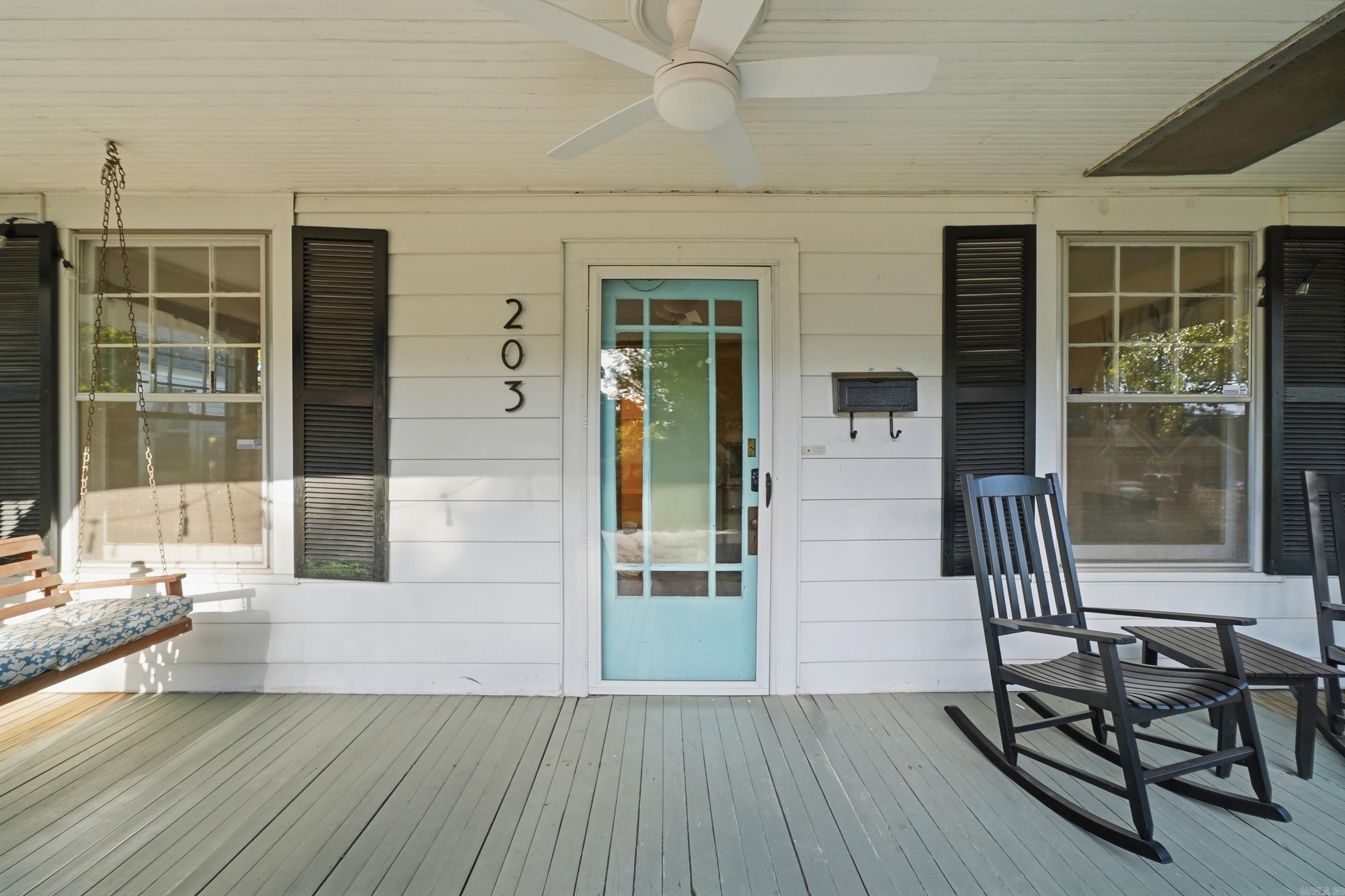 203 N Monroe Street Property Photo 5