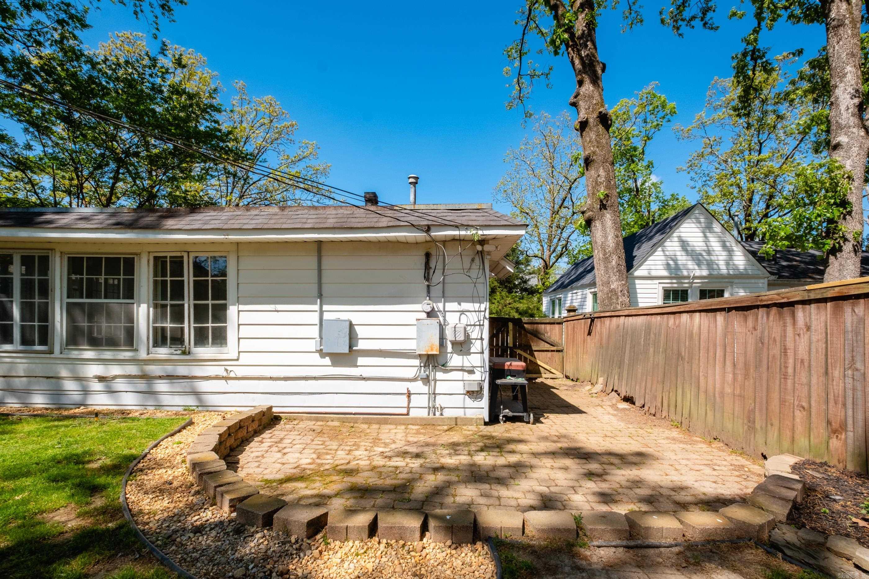 203 N Monroe Street Property Photo 44