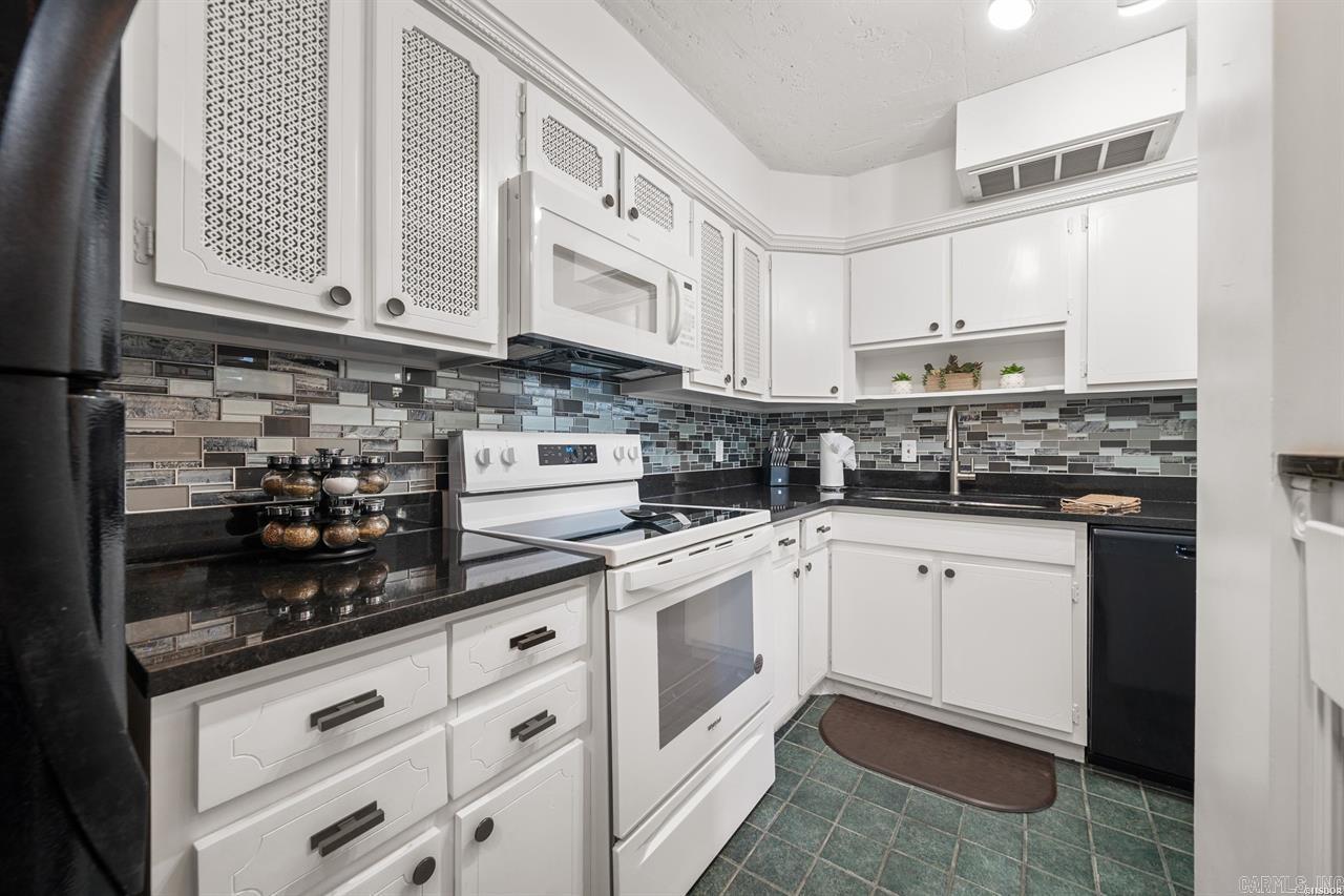 740 Weston Road 712-c Property Photo 33