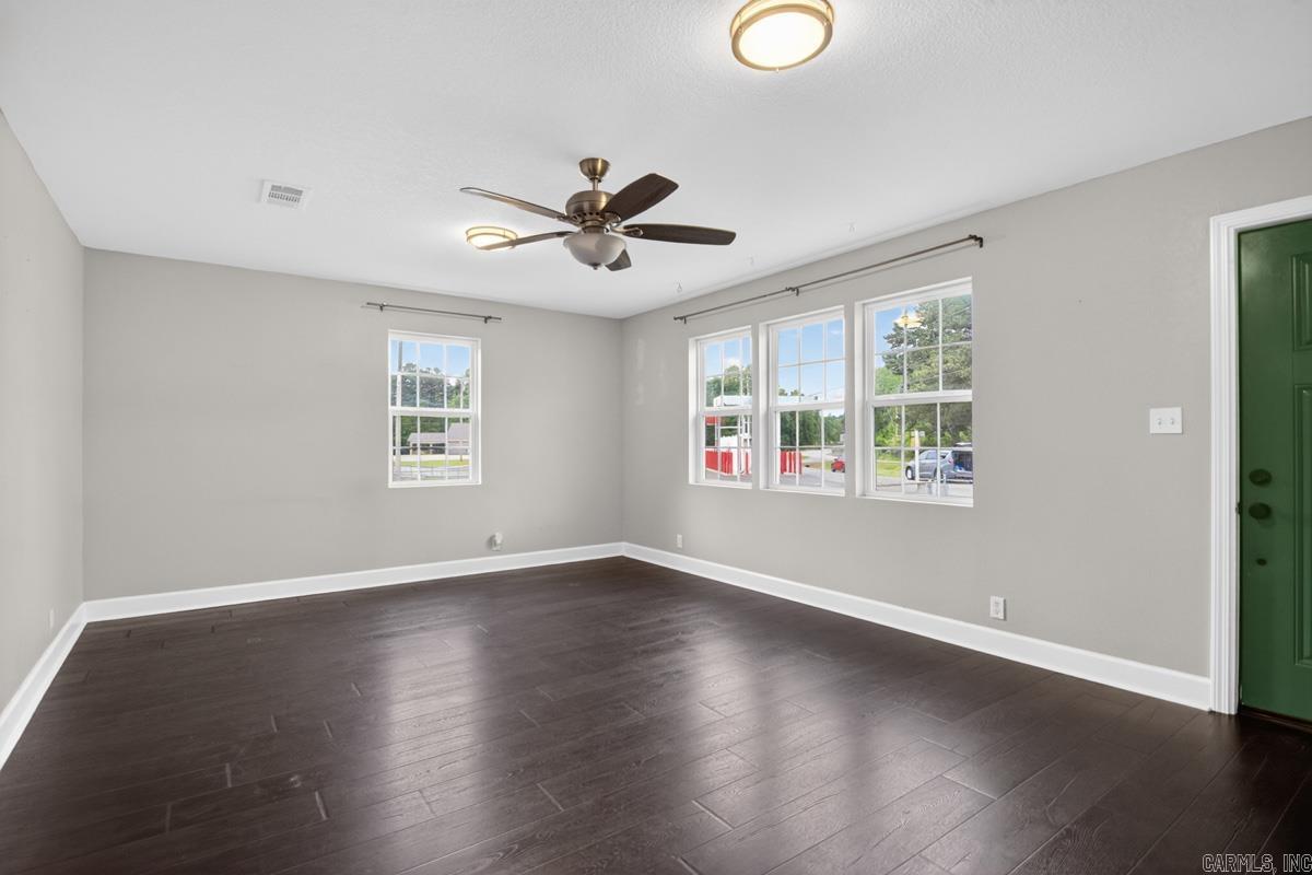 16494 12th Property Photo 6