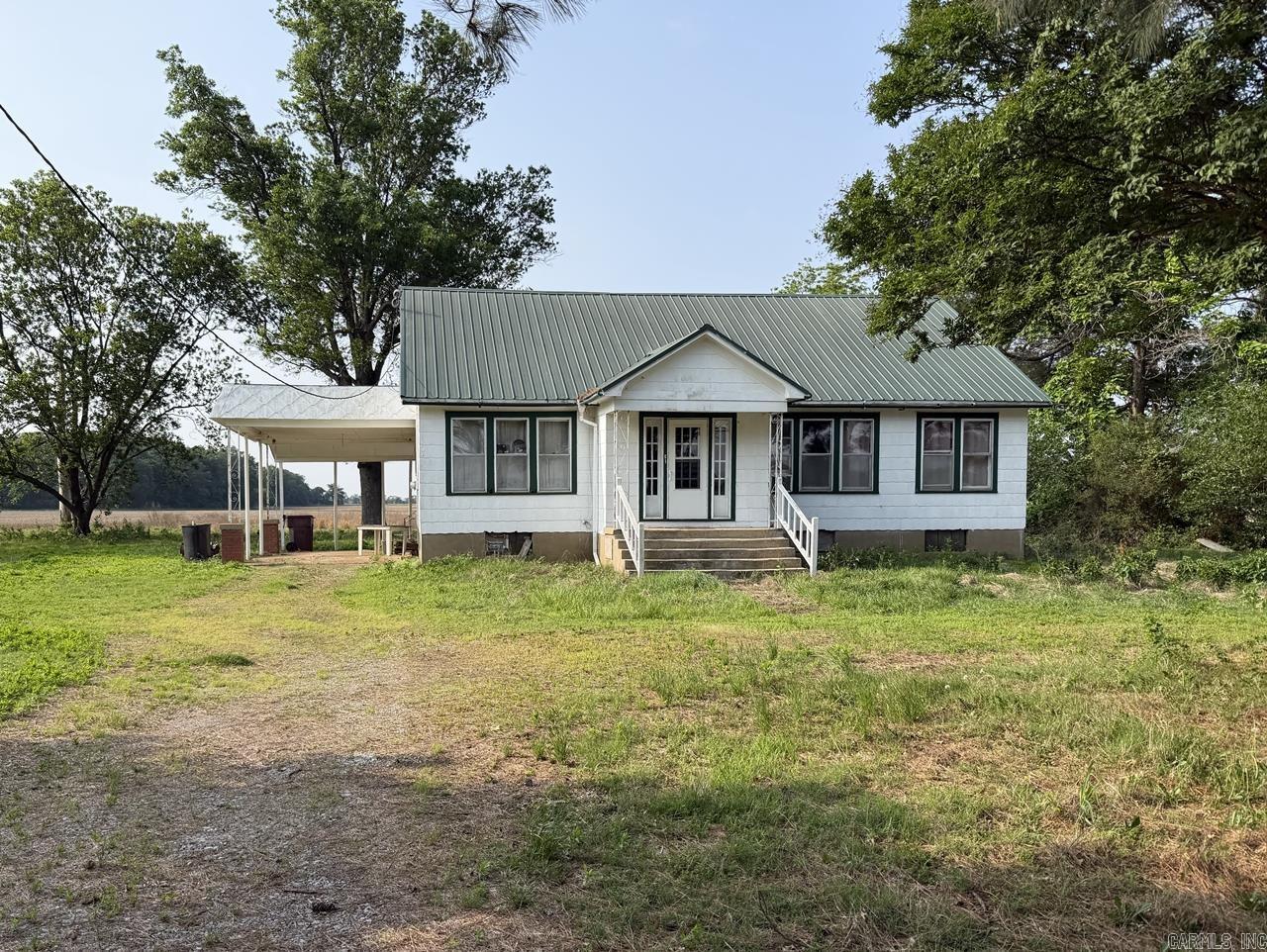 4714 Highway 14 Property Photo 1