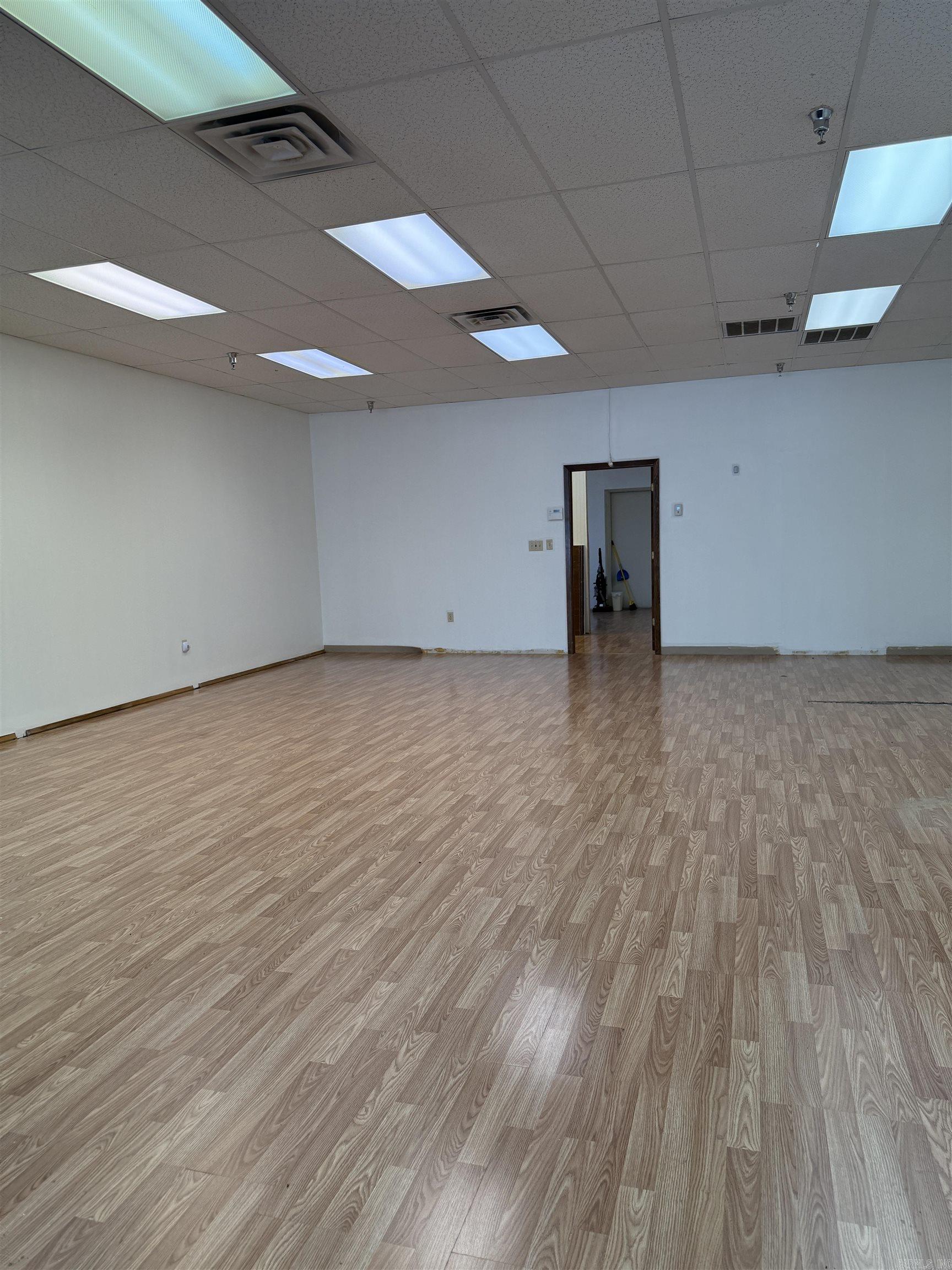 2301 W Beebe Capps Expressway Property Photo 7
