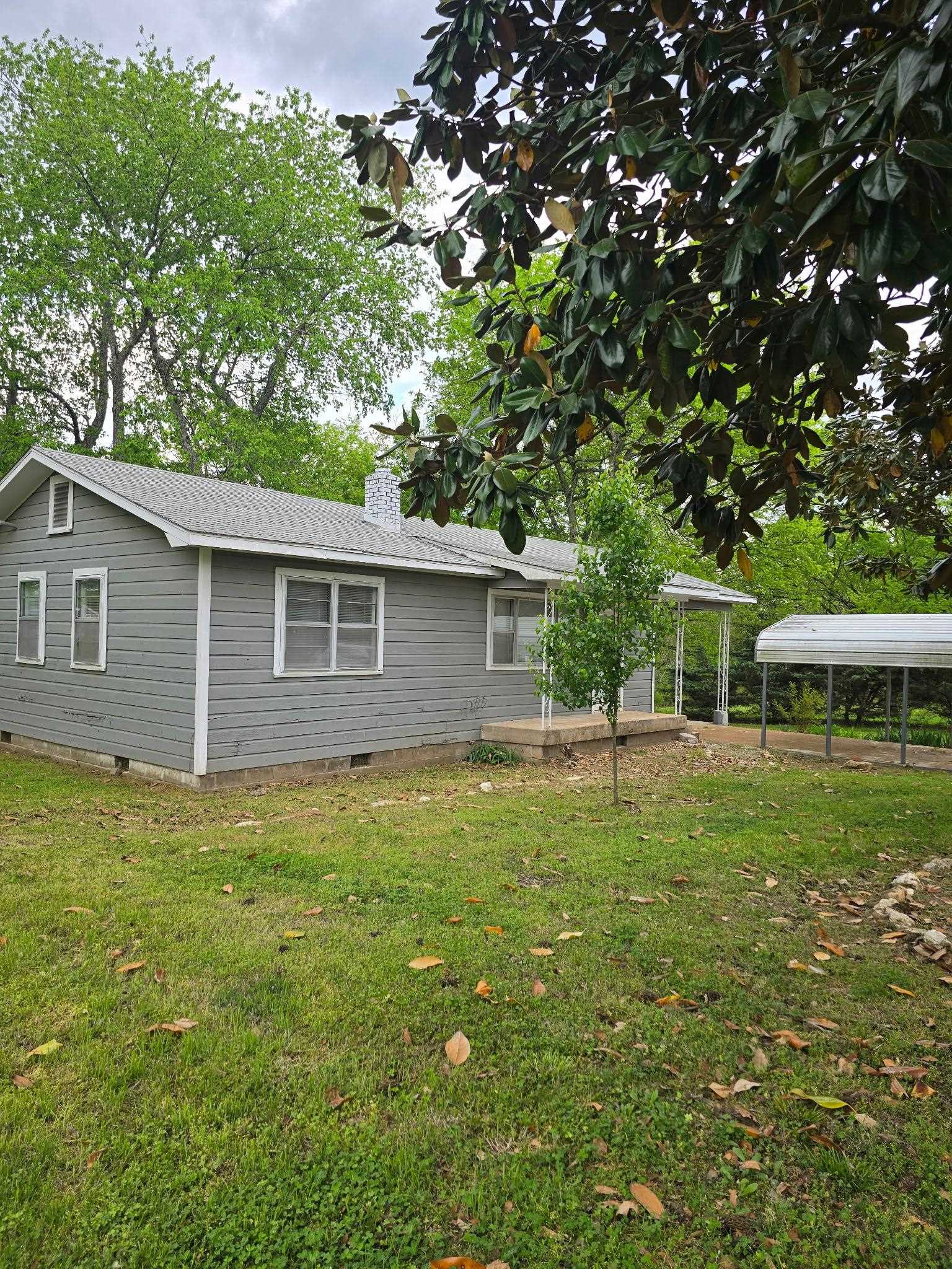 409 S 2nd Street Property Photo 2