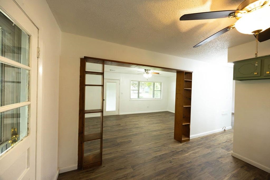 409 S 2nd Street Property Photo 6