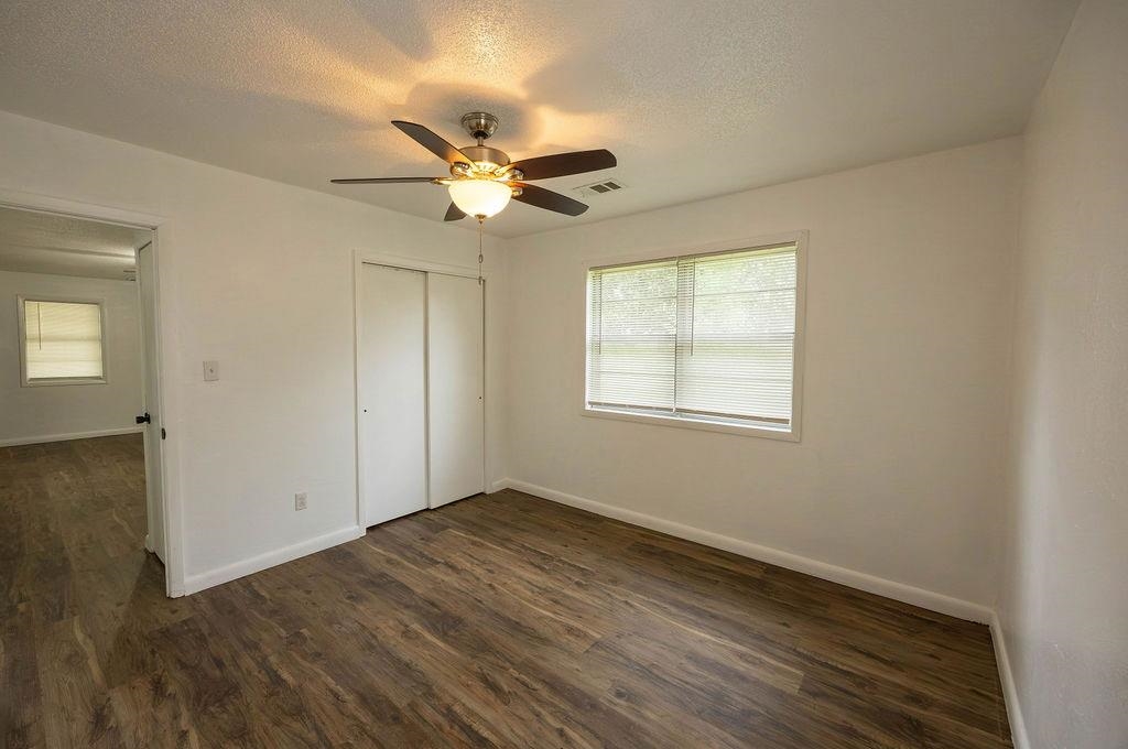 409 S 2nd Street Property Photo 12