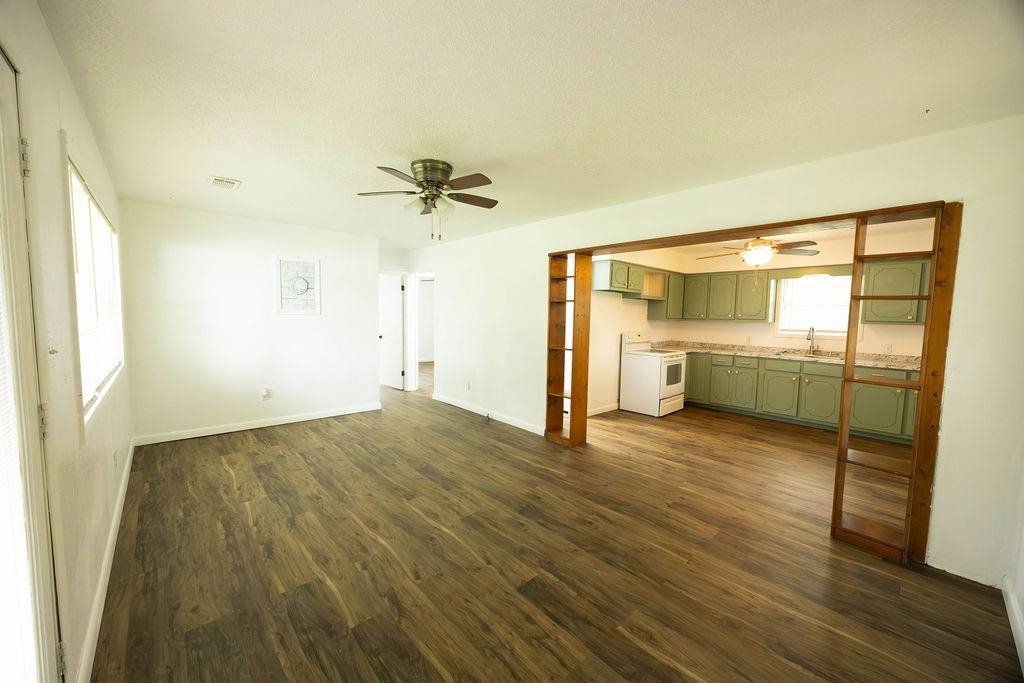409 S 2nd Street Property Photo 15