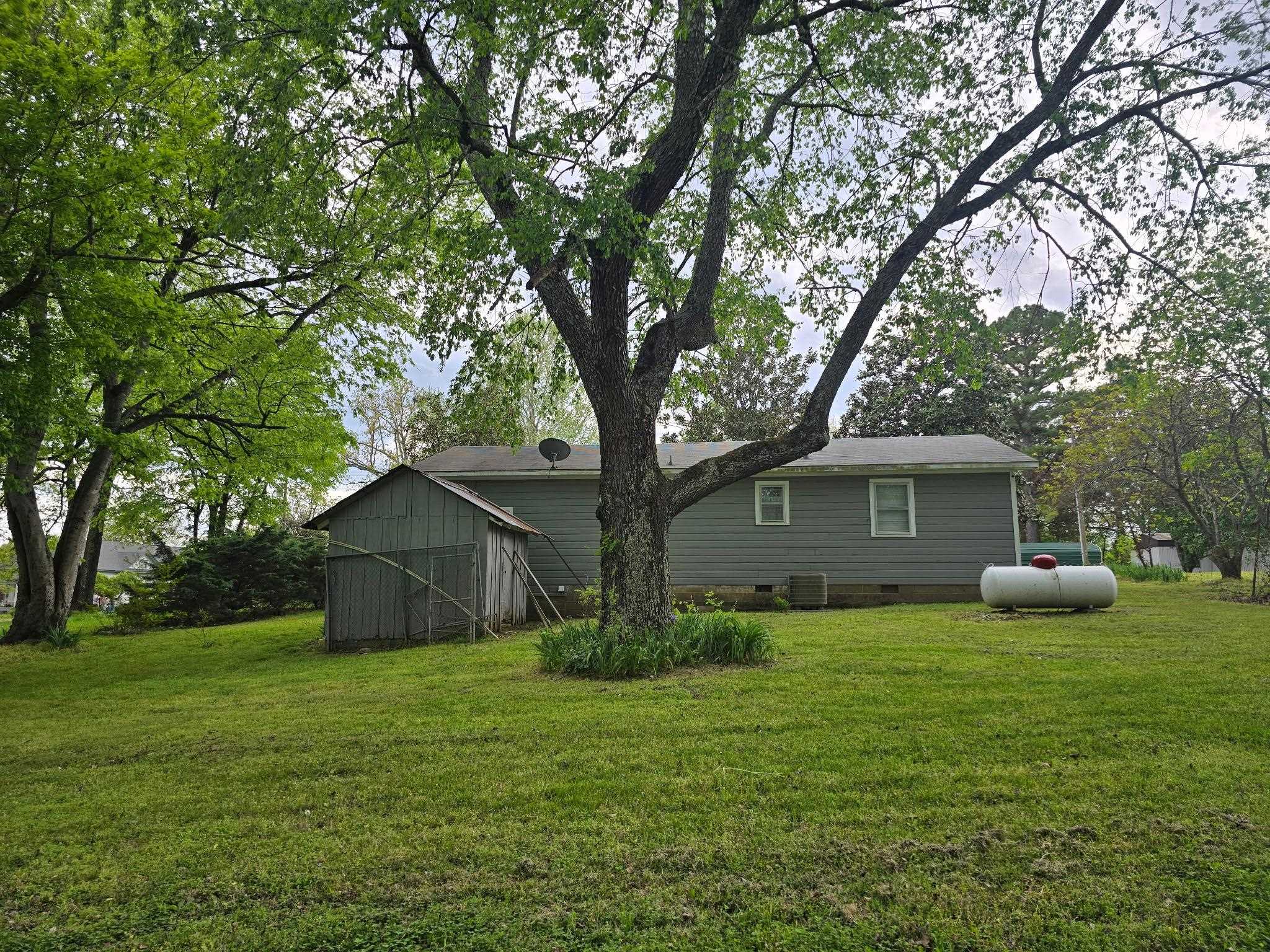 409 S 2nd Street Property Photo 16
