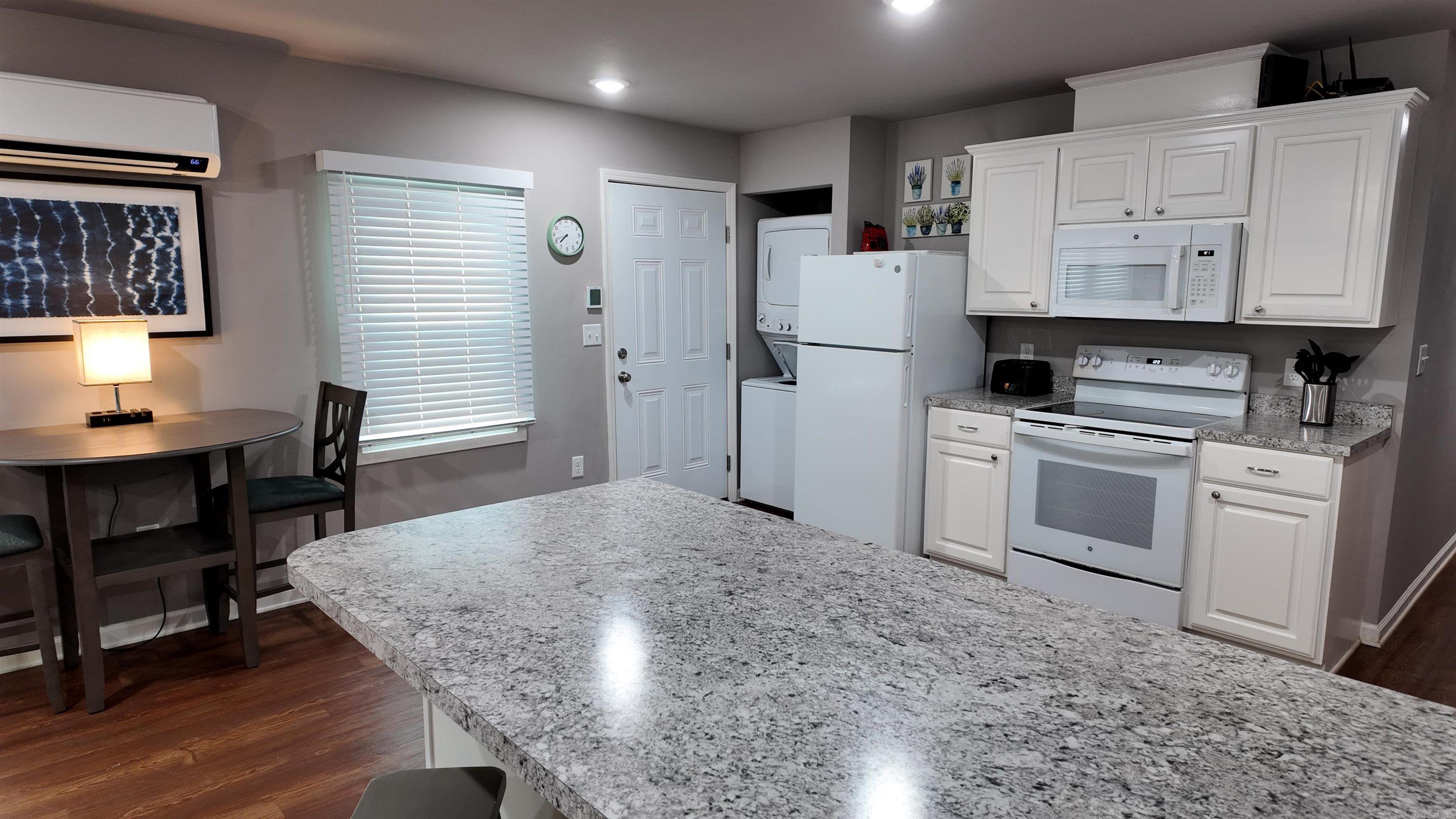 109a Alcorn St A Property Photo 10