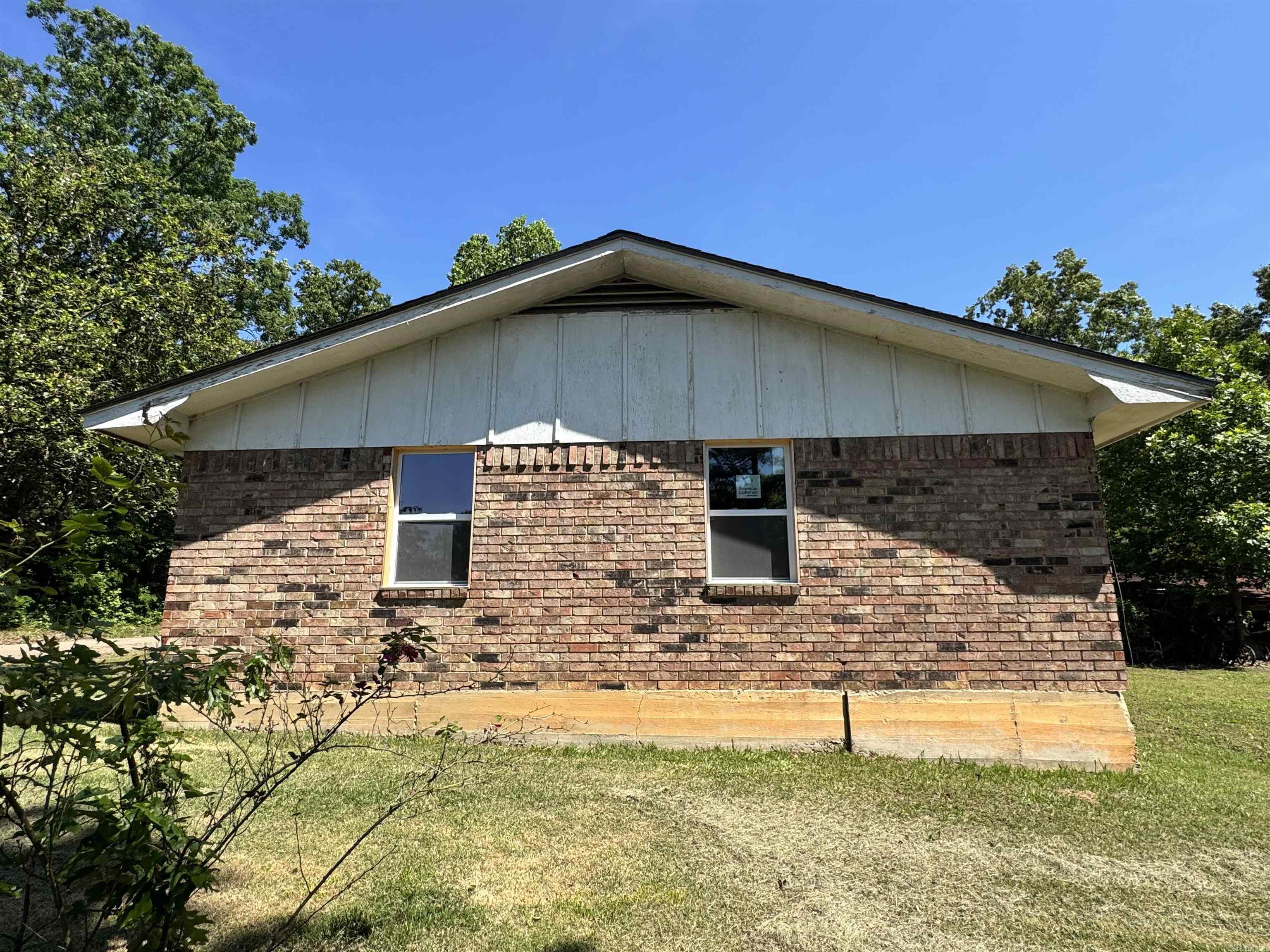 151 Payne Street Property Photo 2