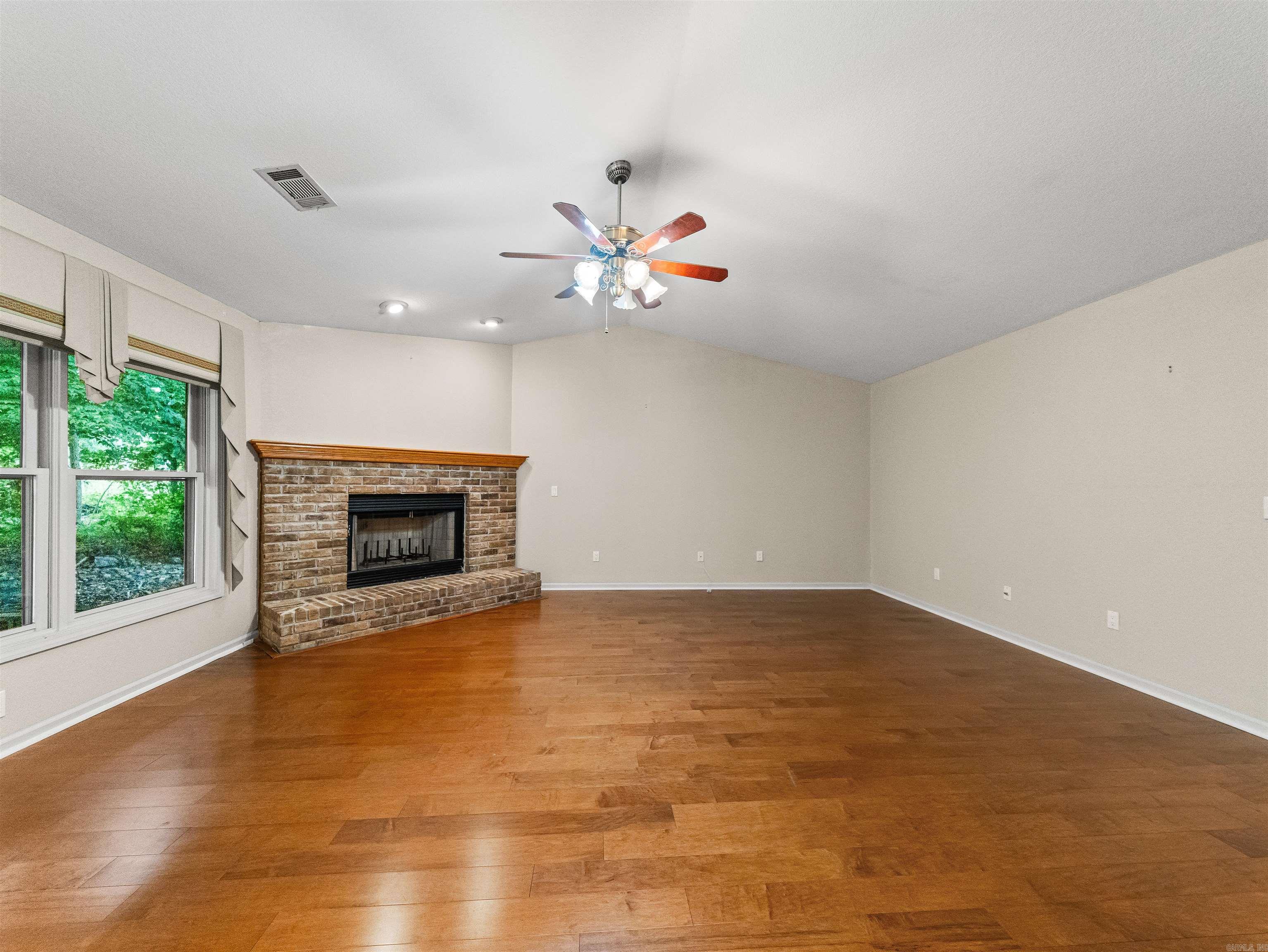 27 Burgos Way Property Photo 16