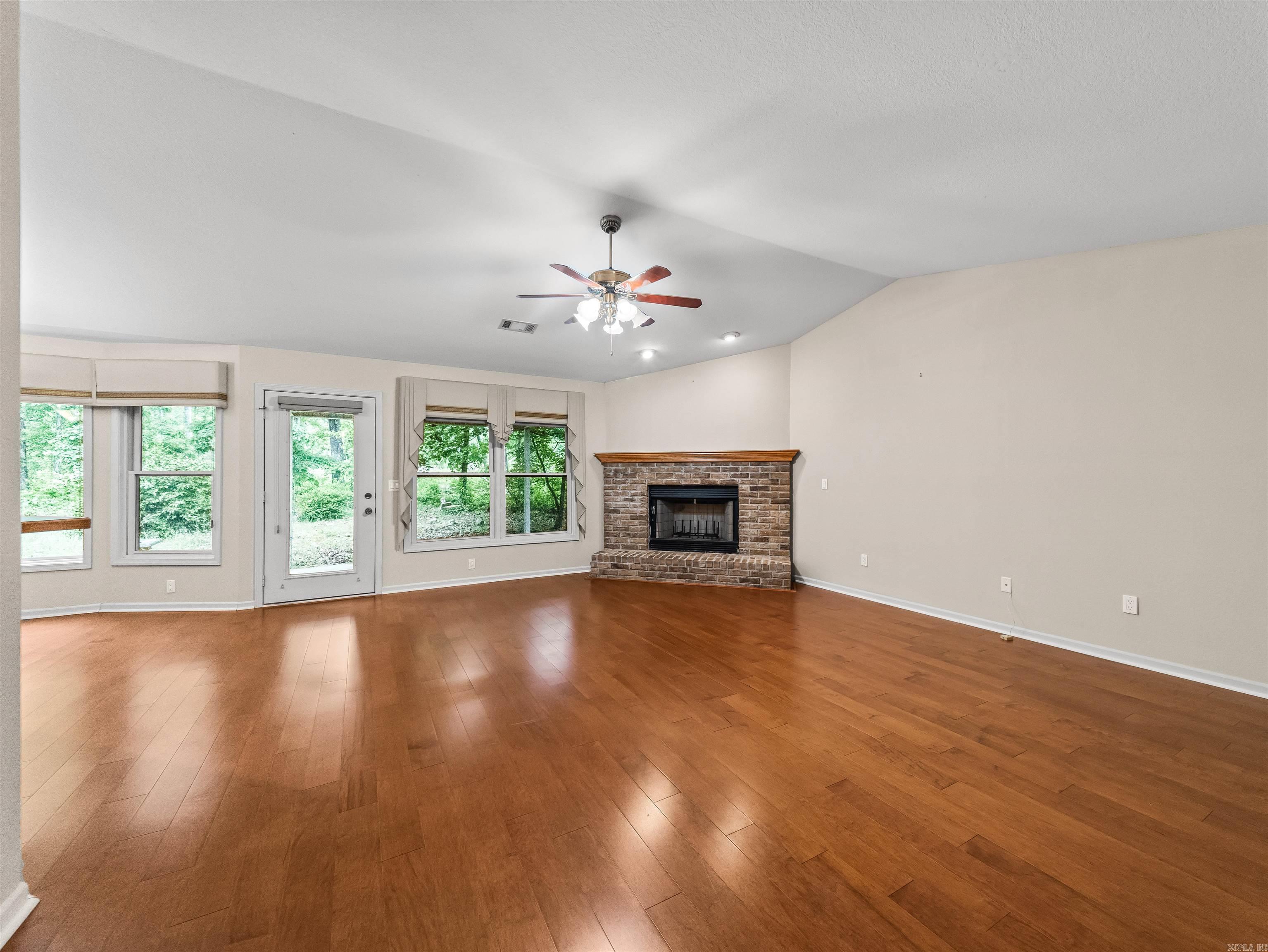 27 Burgos Way Property Photo 18