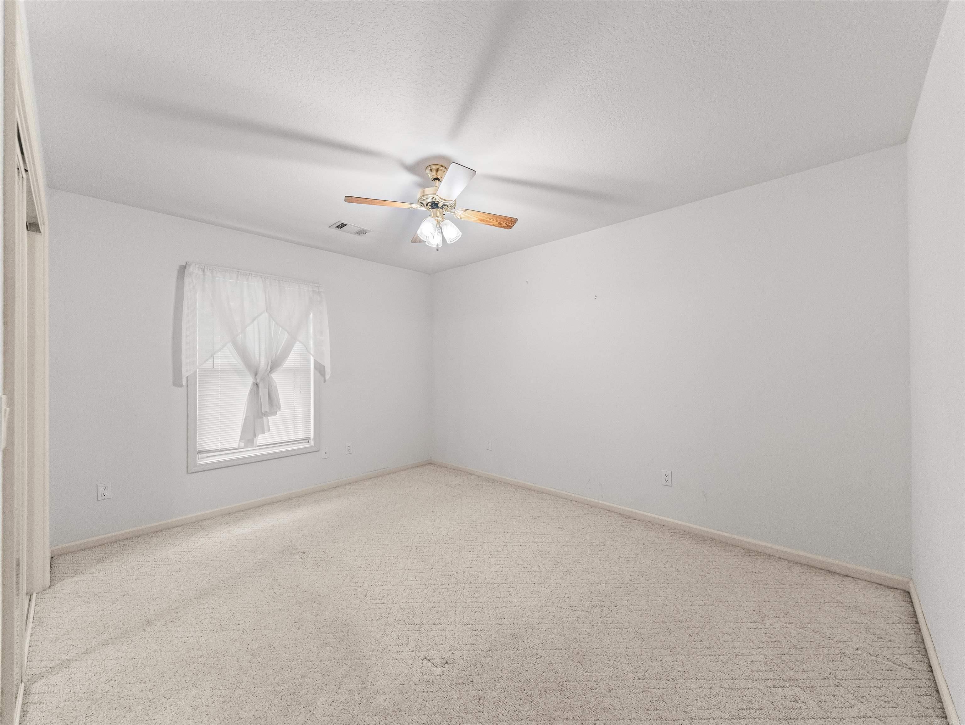 27 Burgos Way Property Photo 21