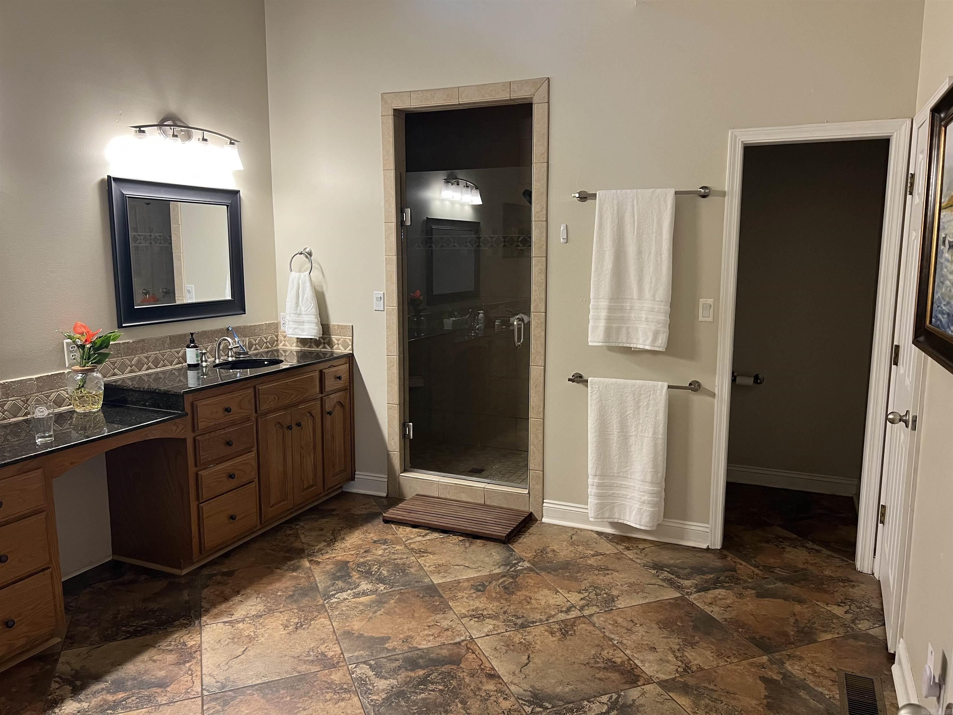 1155 Lisa Lane Property Photo 14