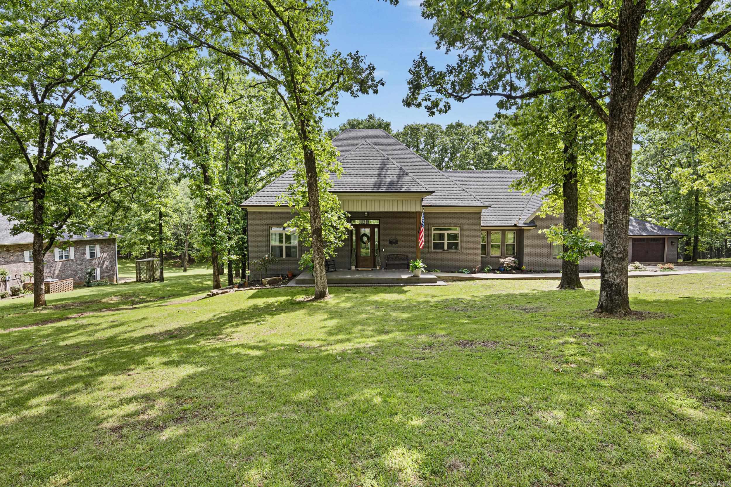9 Rosemary Ln Property Photo 1