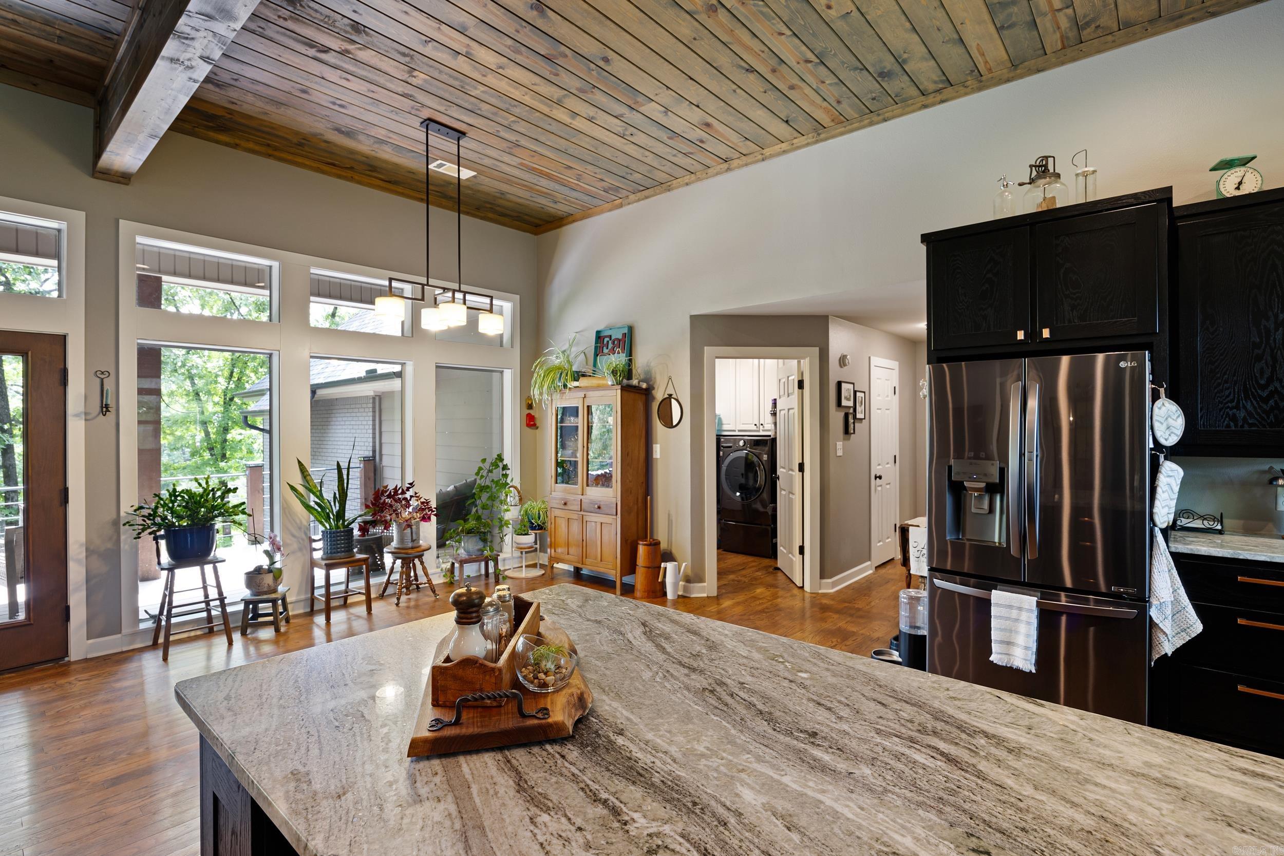 9 Rosemary Ln Property Photo 9