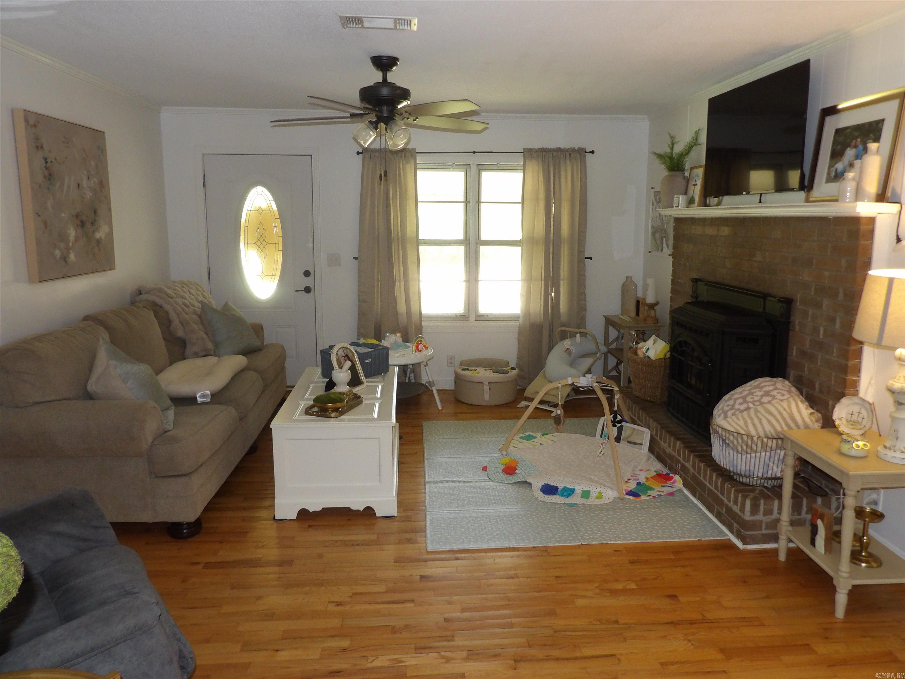 811 Rock Springs Road Property Photo 7