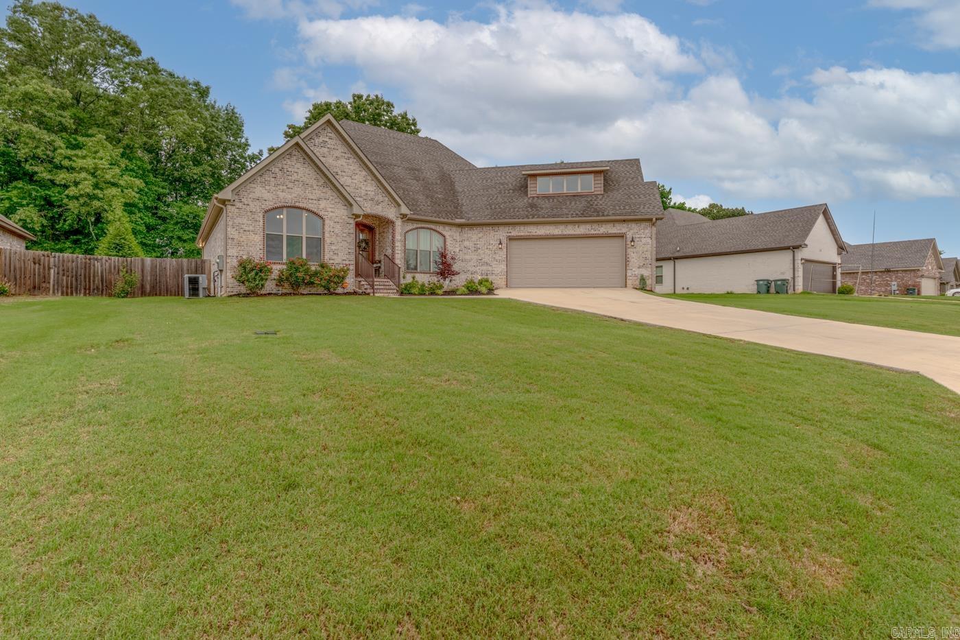 105 Gulley Dr Property Photo 5