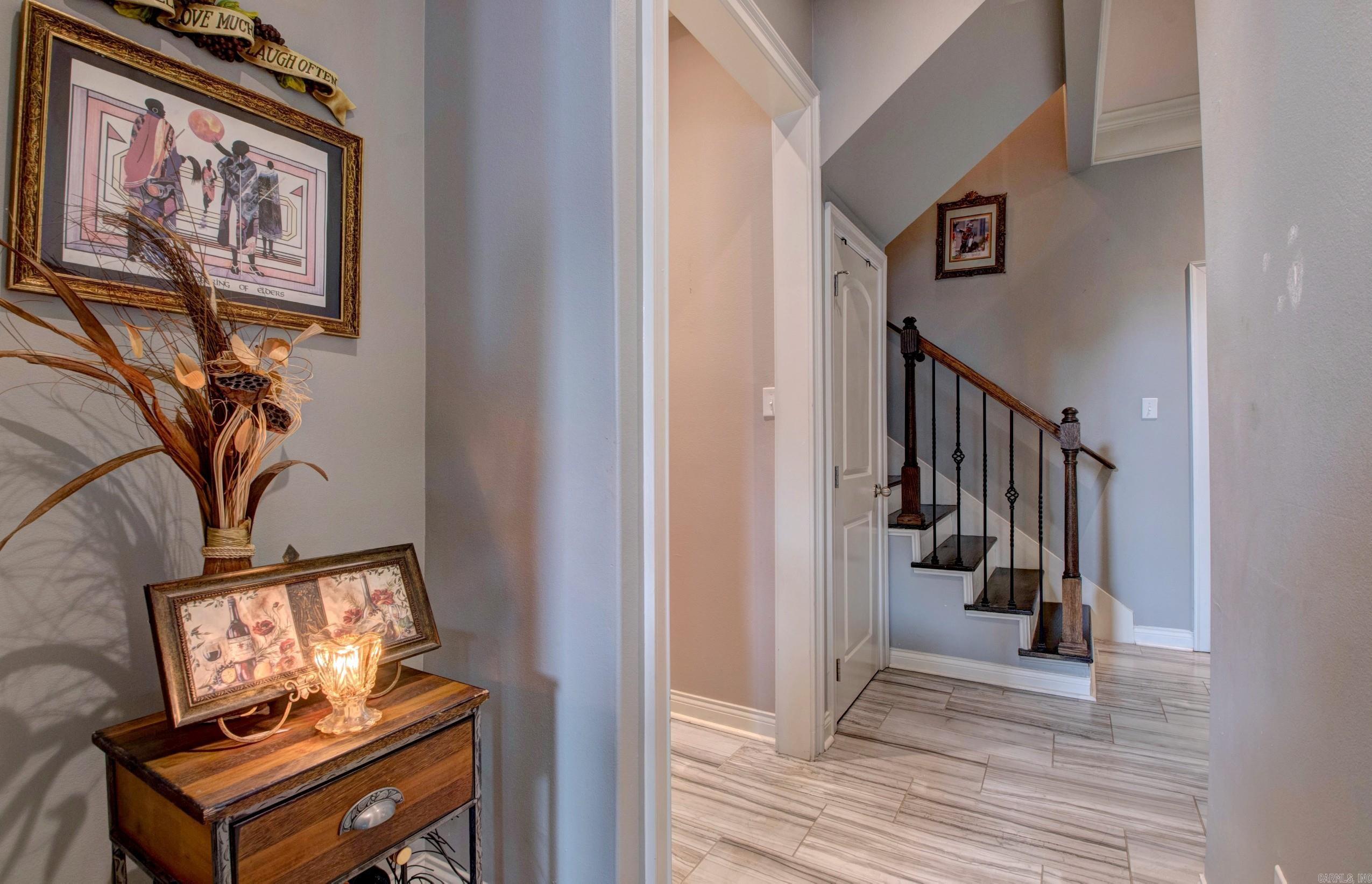 3200 Falling Waters Road Property Photo 3