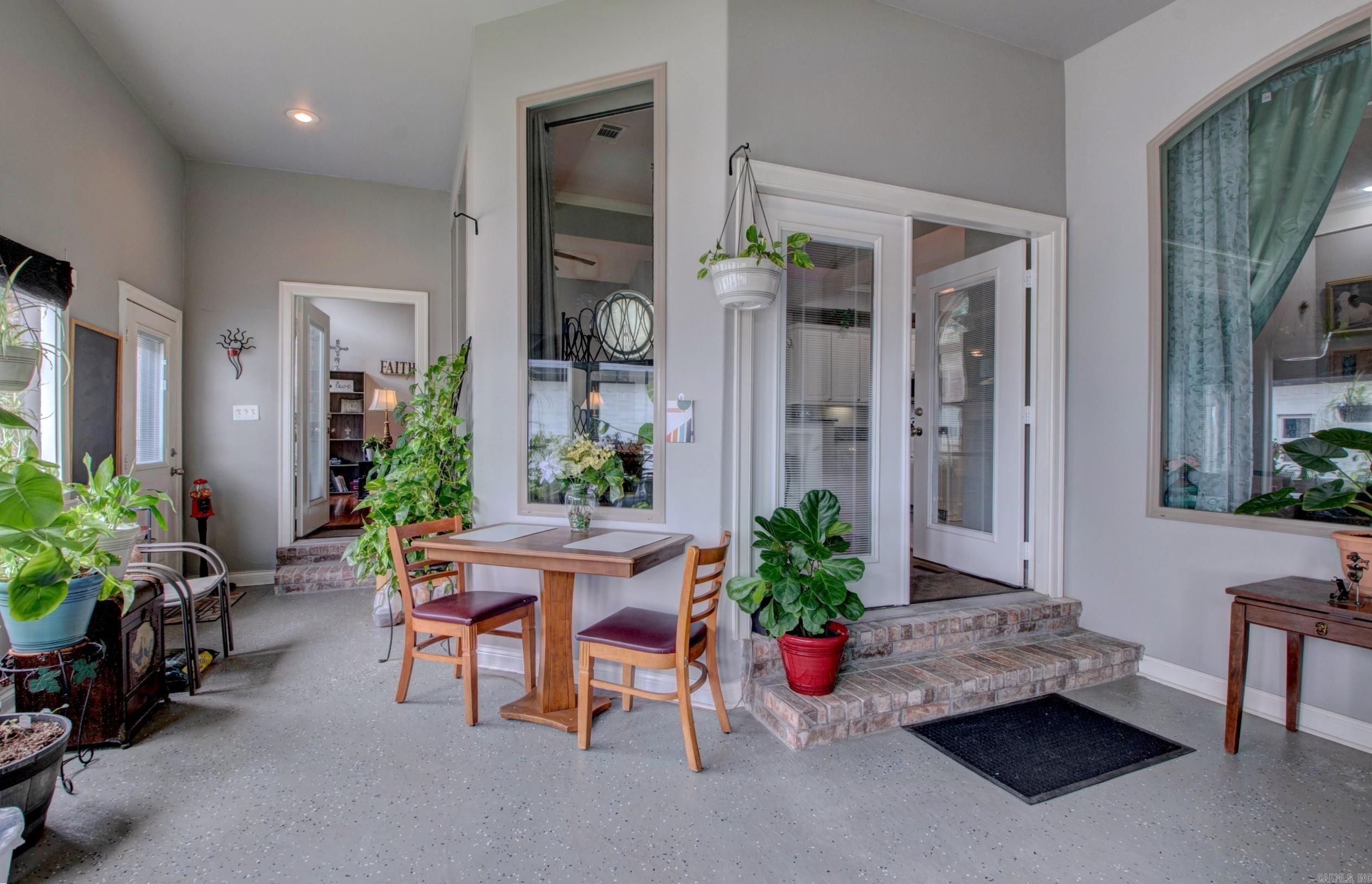 3200 Falling Waters Road Property Photo 19