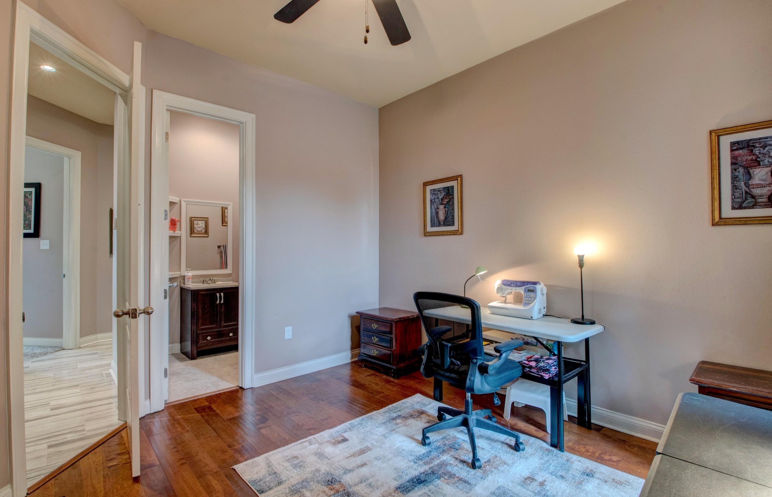 3200 Falling Waters Road Property Photo 27