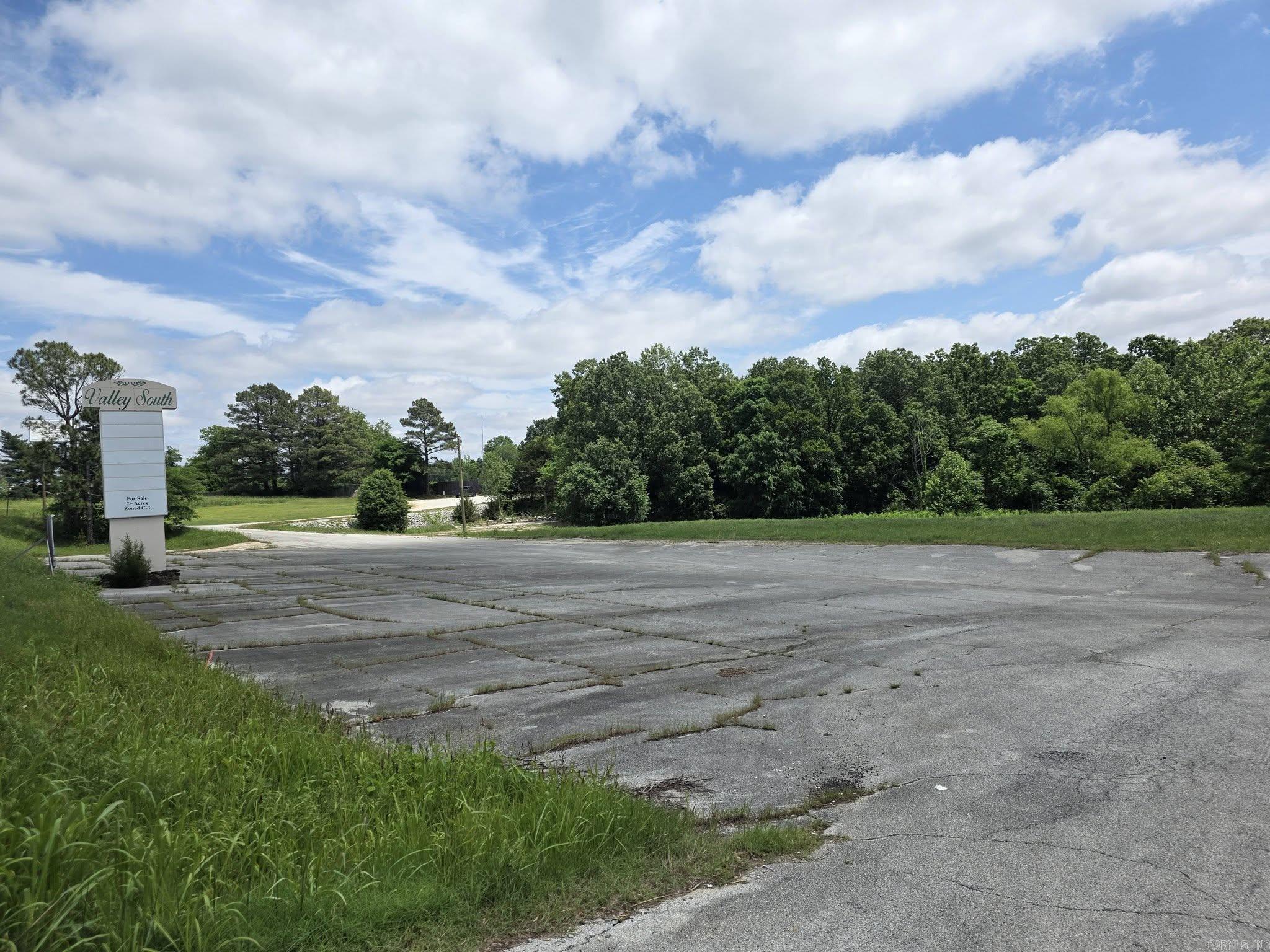 2201 Linwood Dr (hwy 49s) Property Photo 1