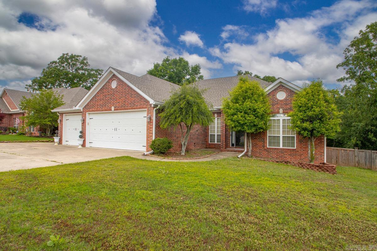 7032 Gap Ridge Drive Property Photo 1