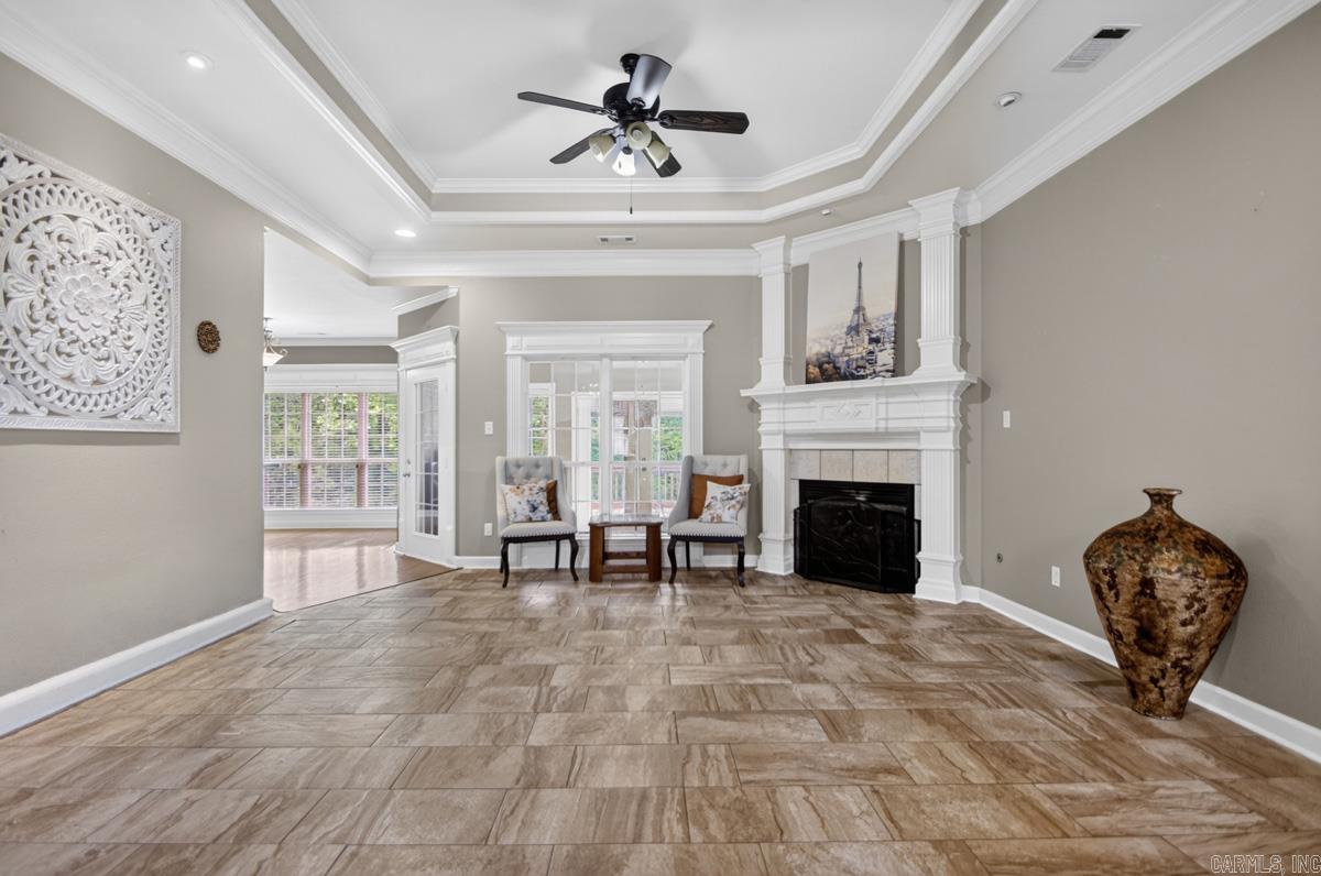 7032 Gap Ridge Drive Property Photo 4