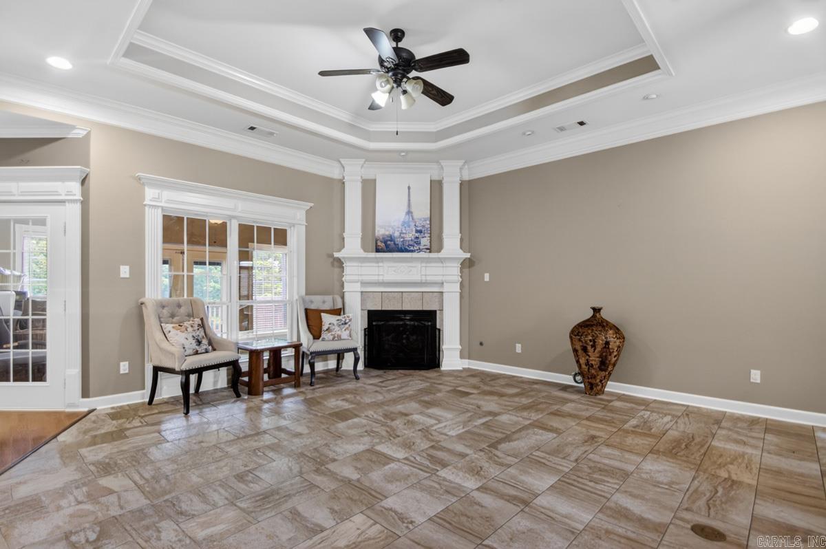 7032 Gap Ridge Drive Property Photo 5