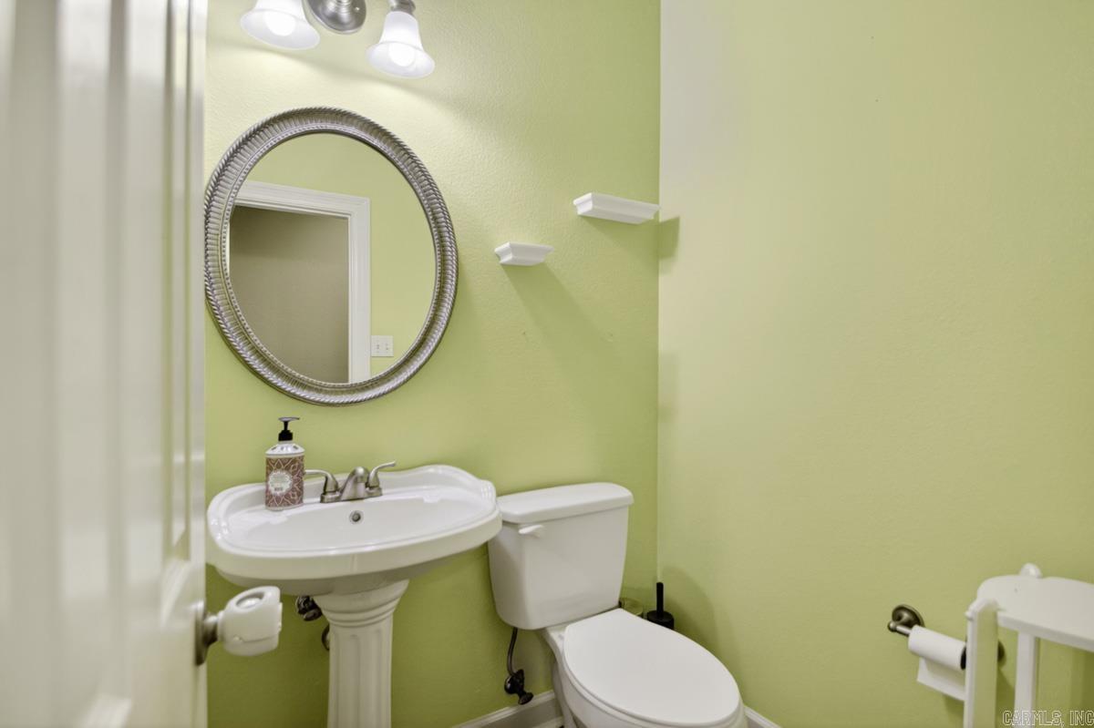 7032 Gap Ridge Drive Property Photo 11