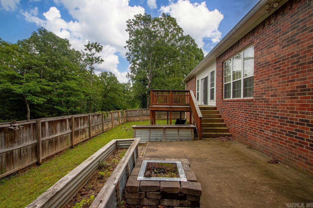 7032 Gap Ridge Drive Property Photo 26