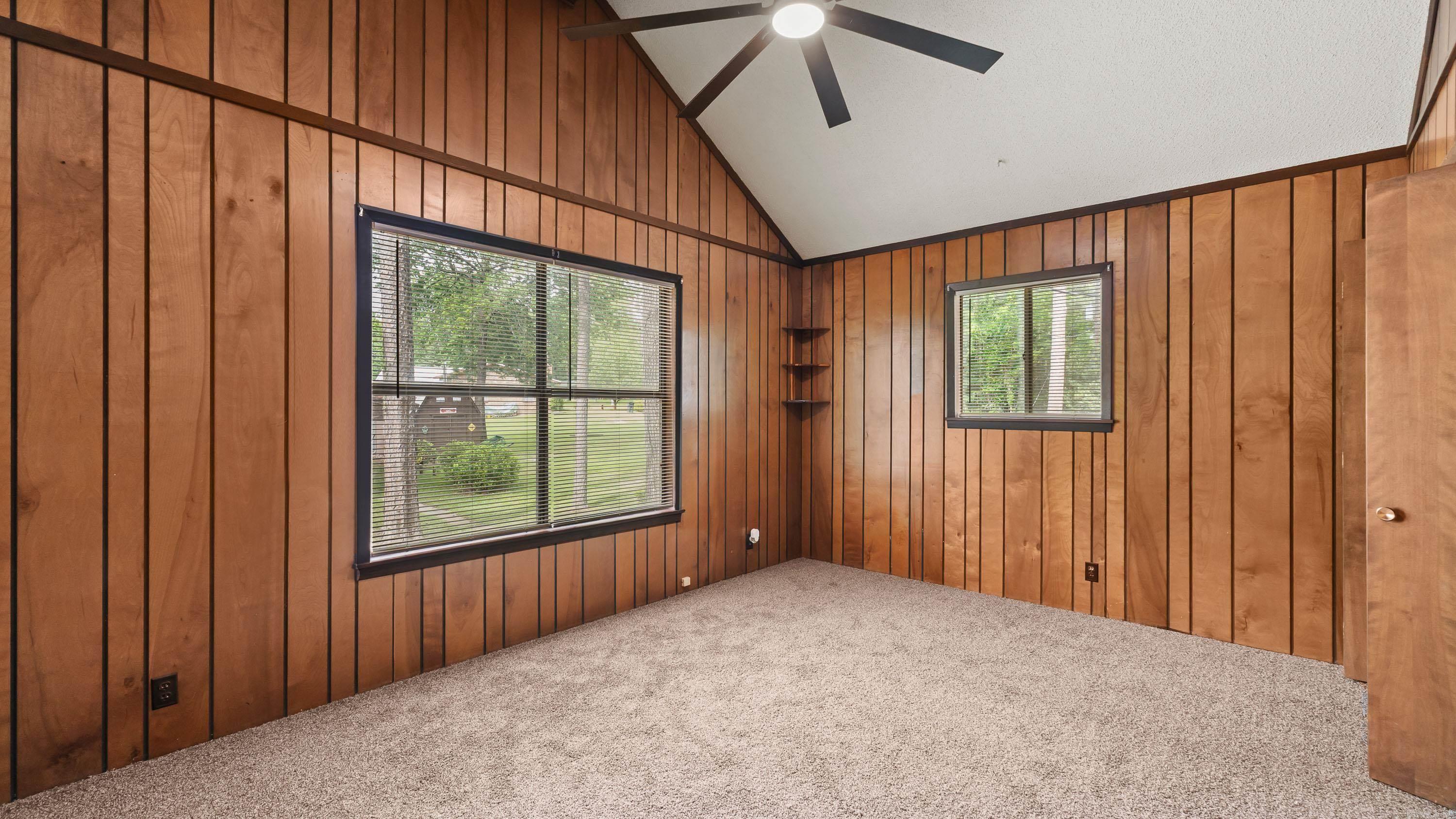 108 Sunset Drive Property Photo 19