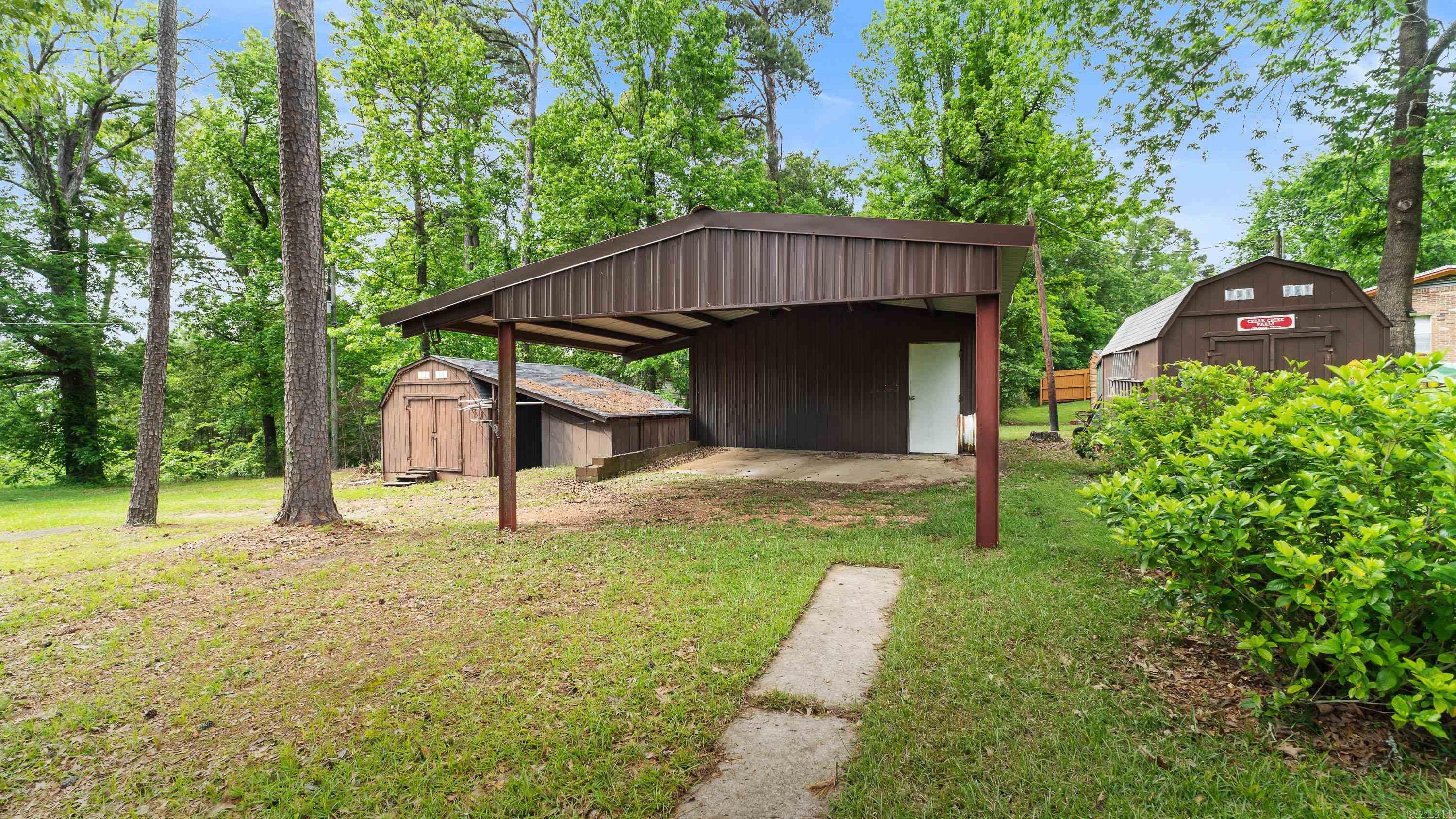 108 Sunset Drive Property Photo 30