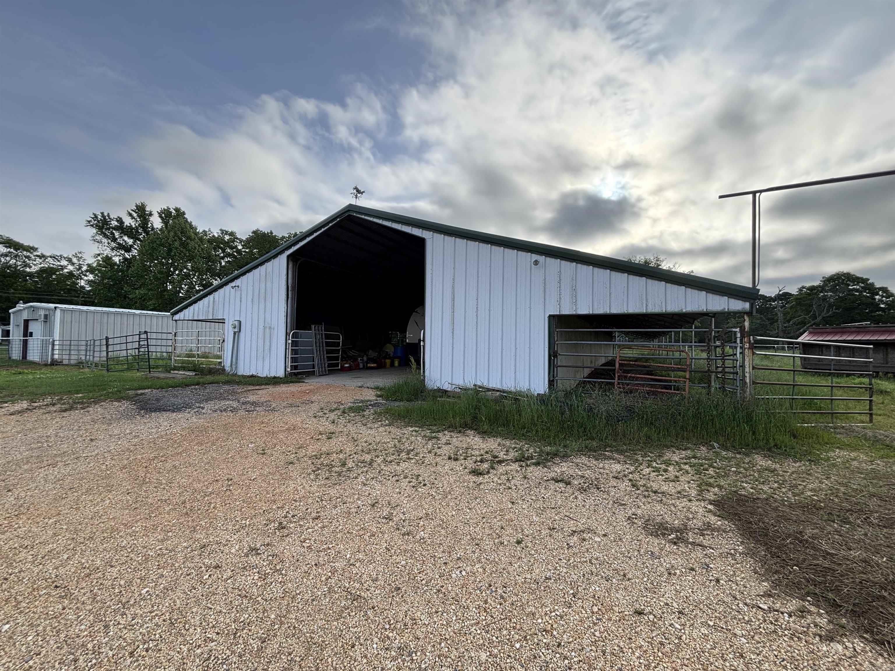 25 Sites Drive Property Photo 8