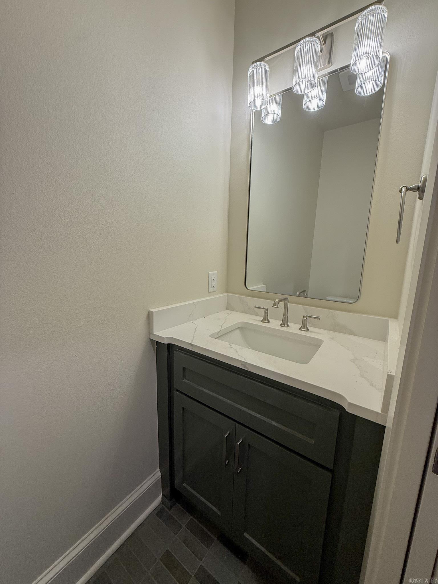 1670 Southwinds Drive Property Photo 6