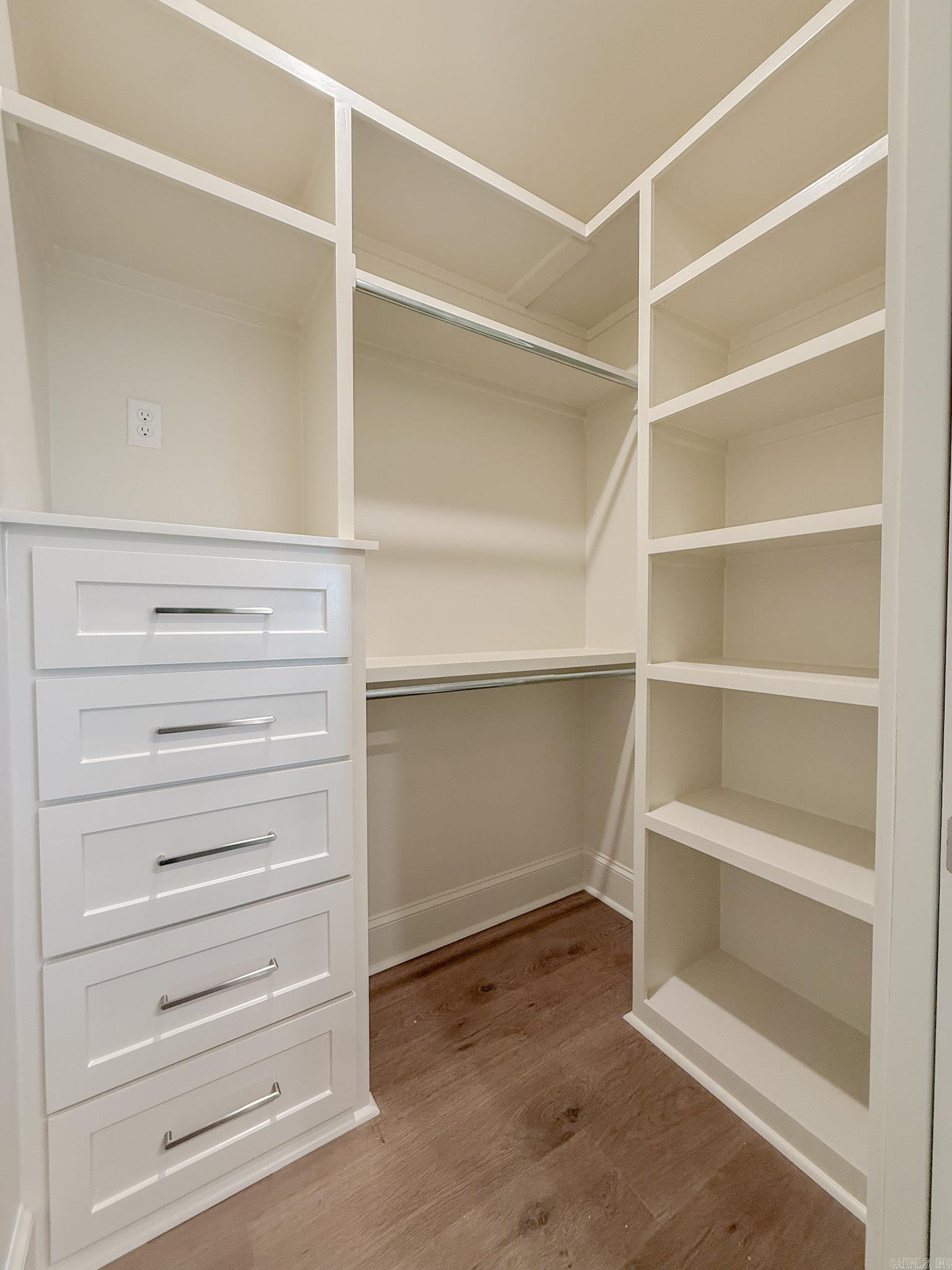 1670 Southwinds Drive Property Photo 15