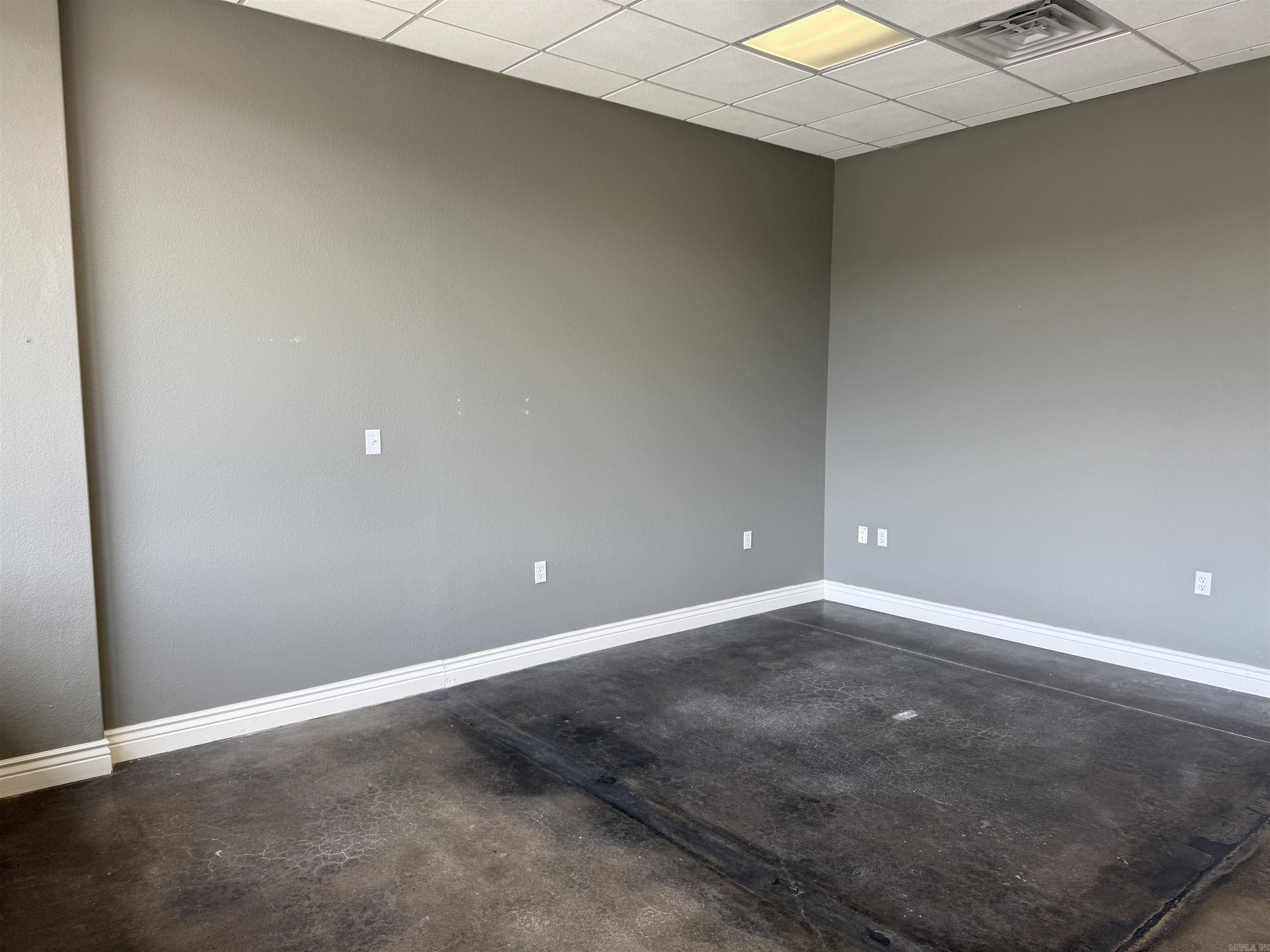 3501 Stonegate Drive Property Photo 8