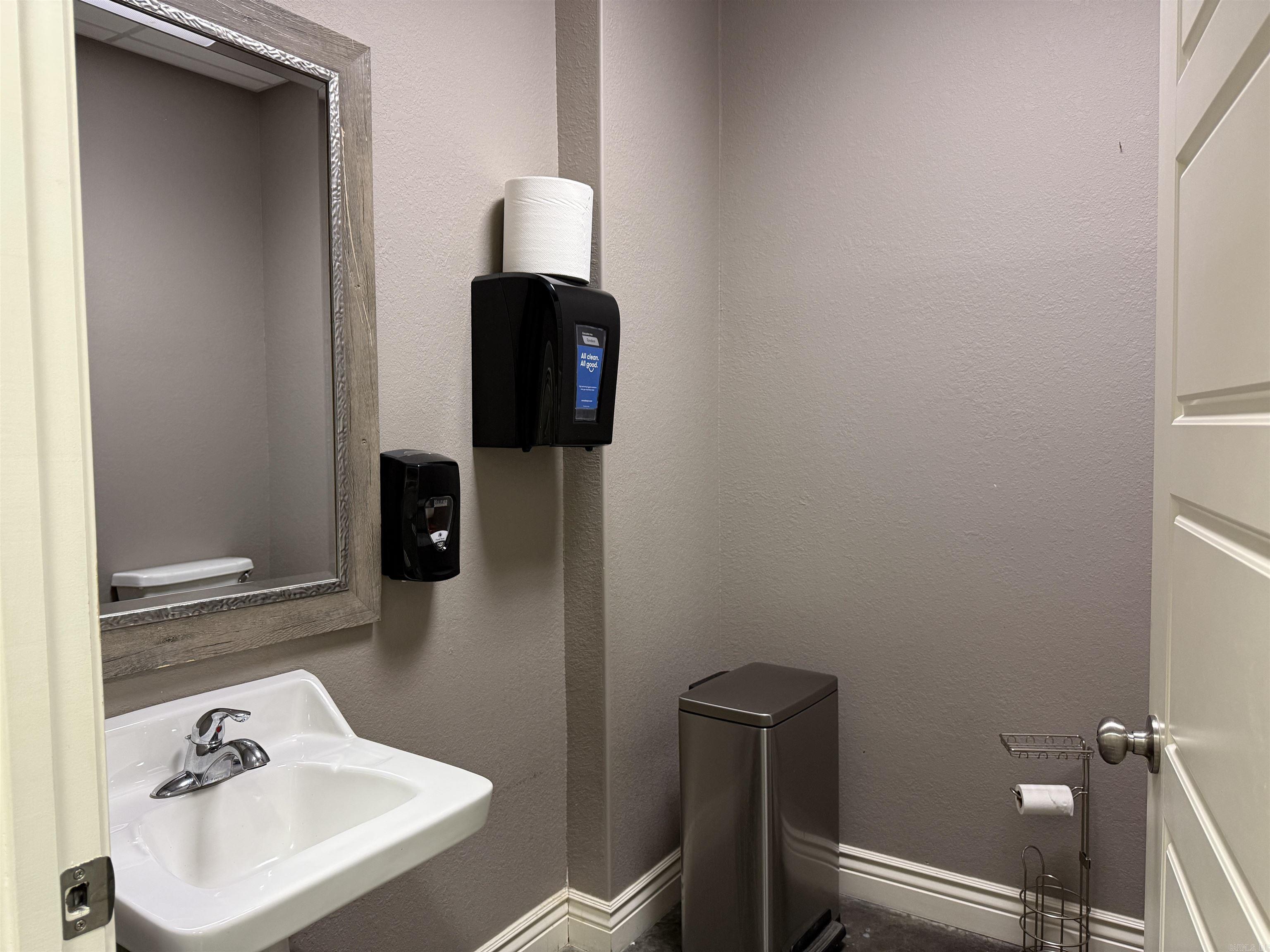 3501 Stonegate Drive Property Photo 22
