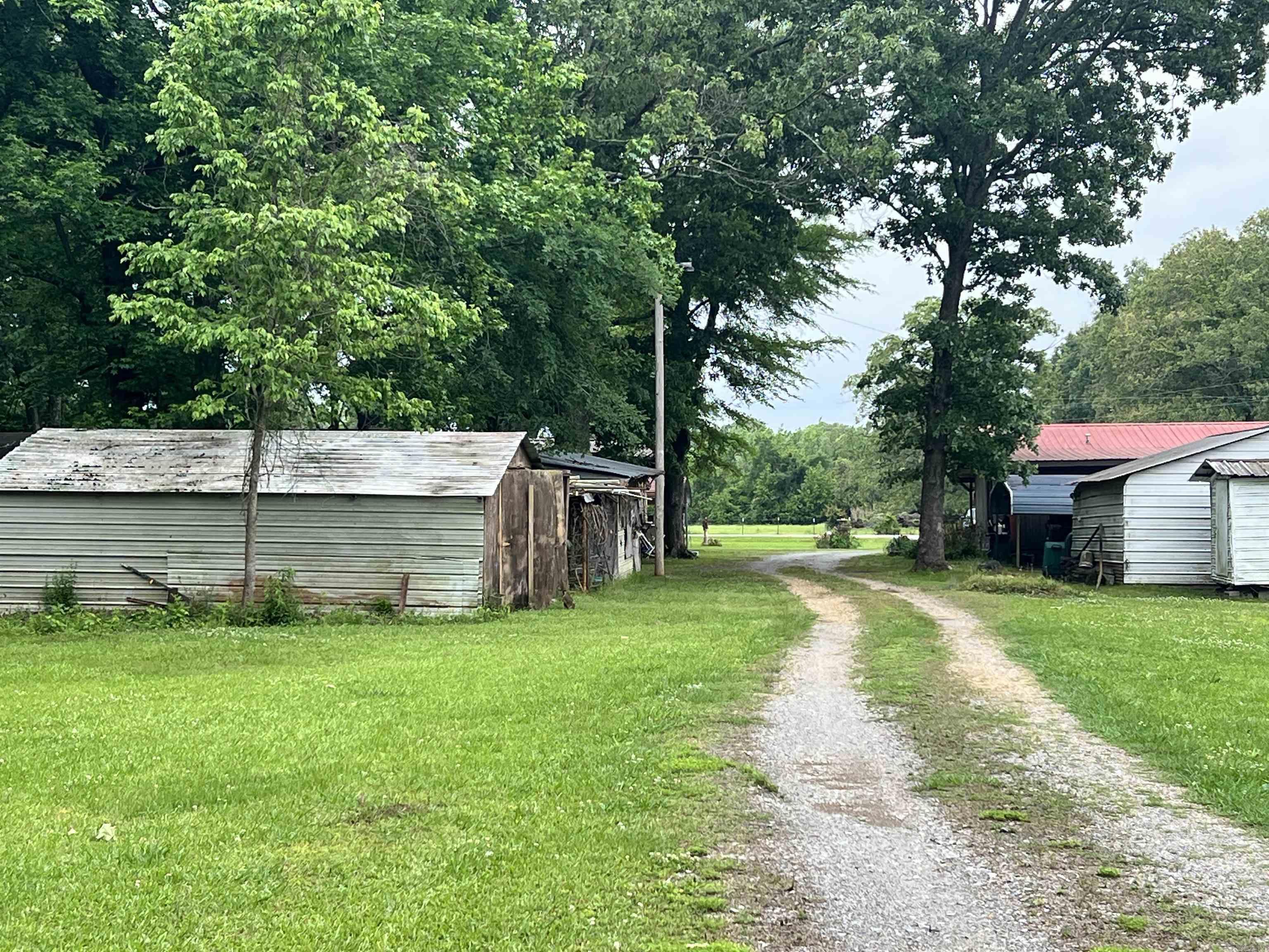2469 W State 212 Highway Property Photo 6