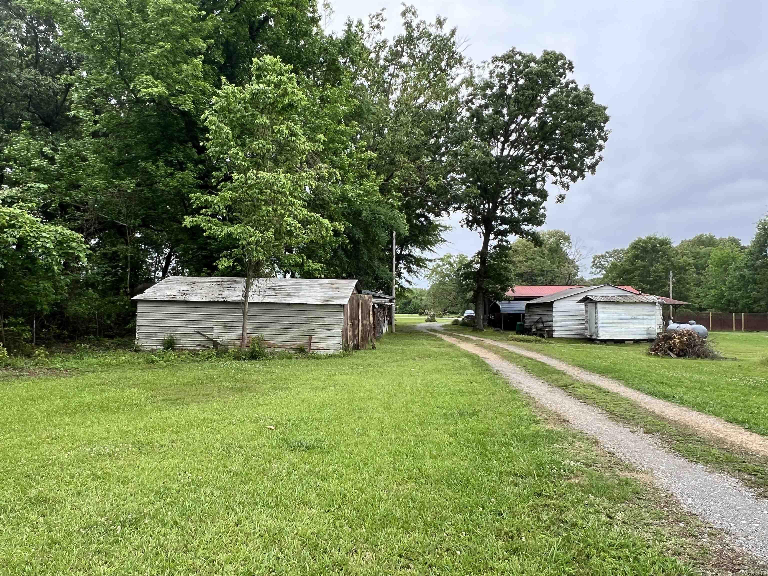 2469 W State 212 Highway Property Photo 7