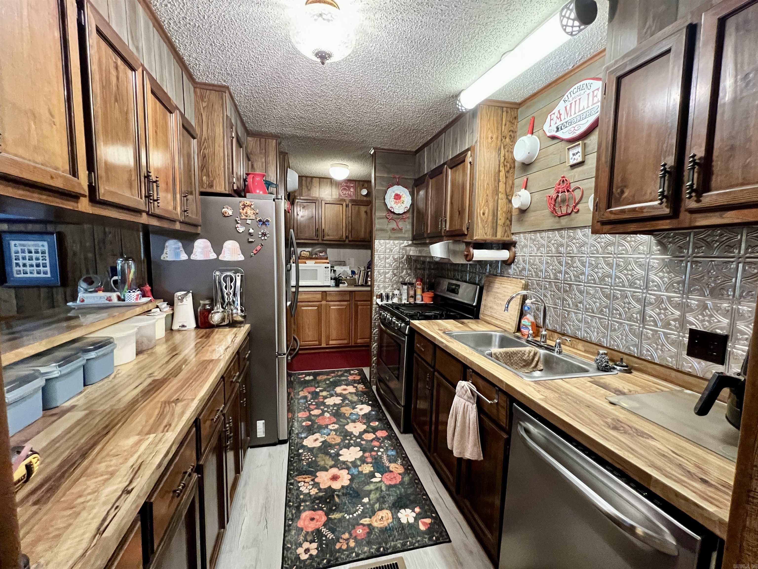 2469 W State 212 Highway Property Photo 14