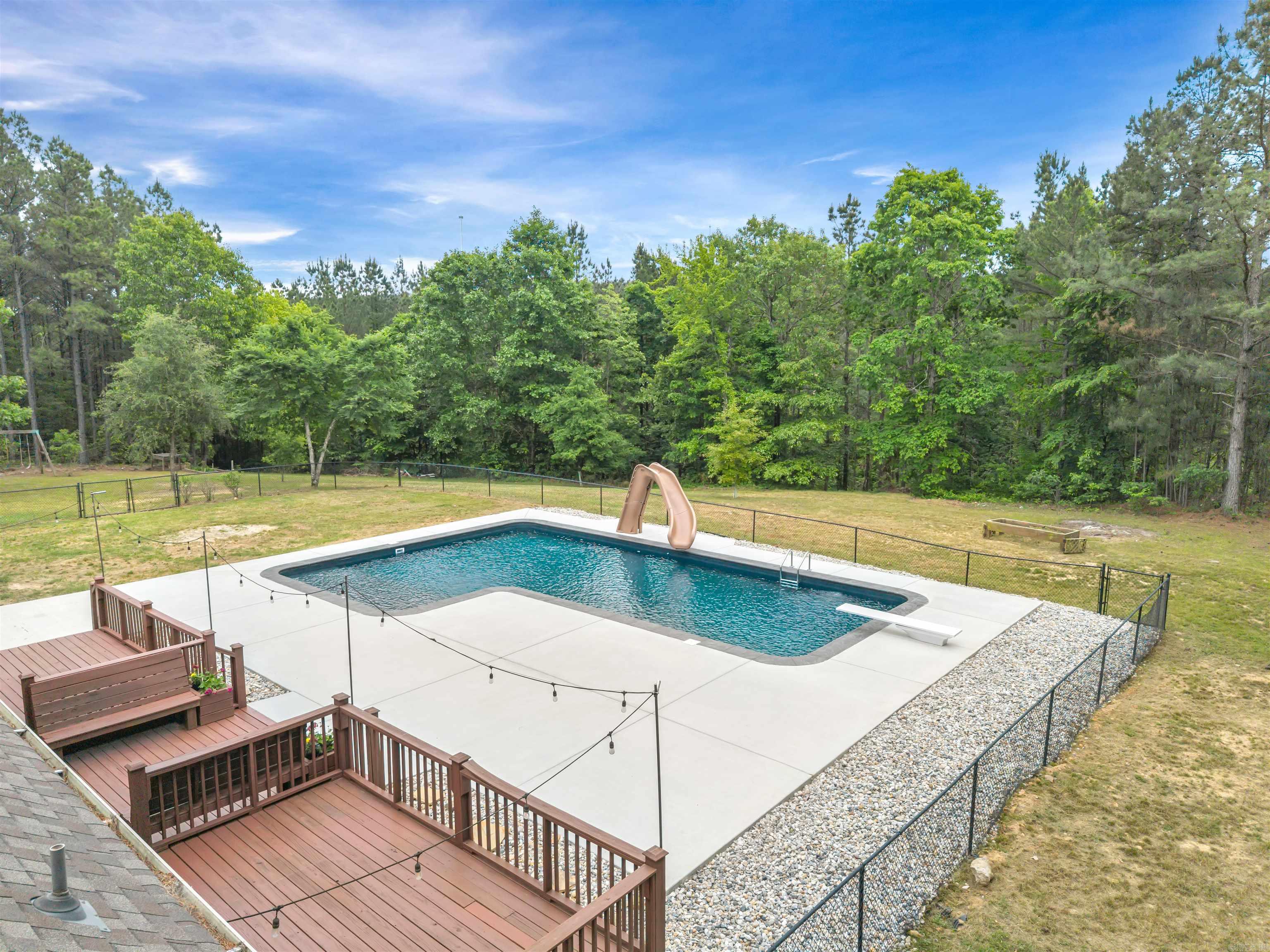 17 Dylan Drive Property Photo 4