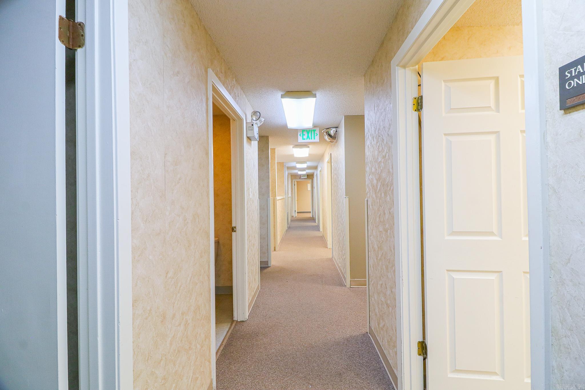 1105 W Court #c Street Property Photo 3