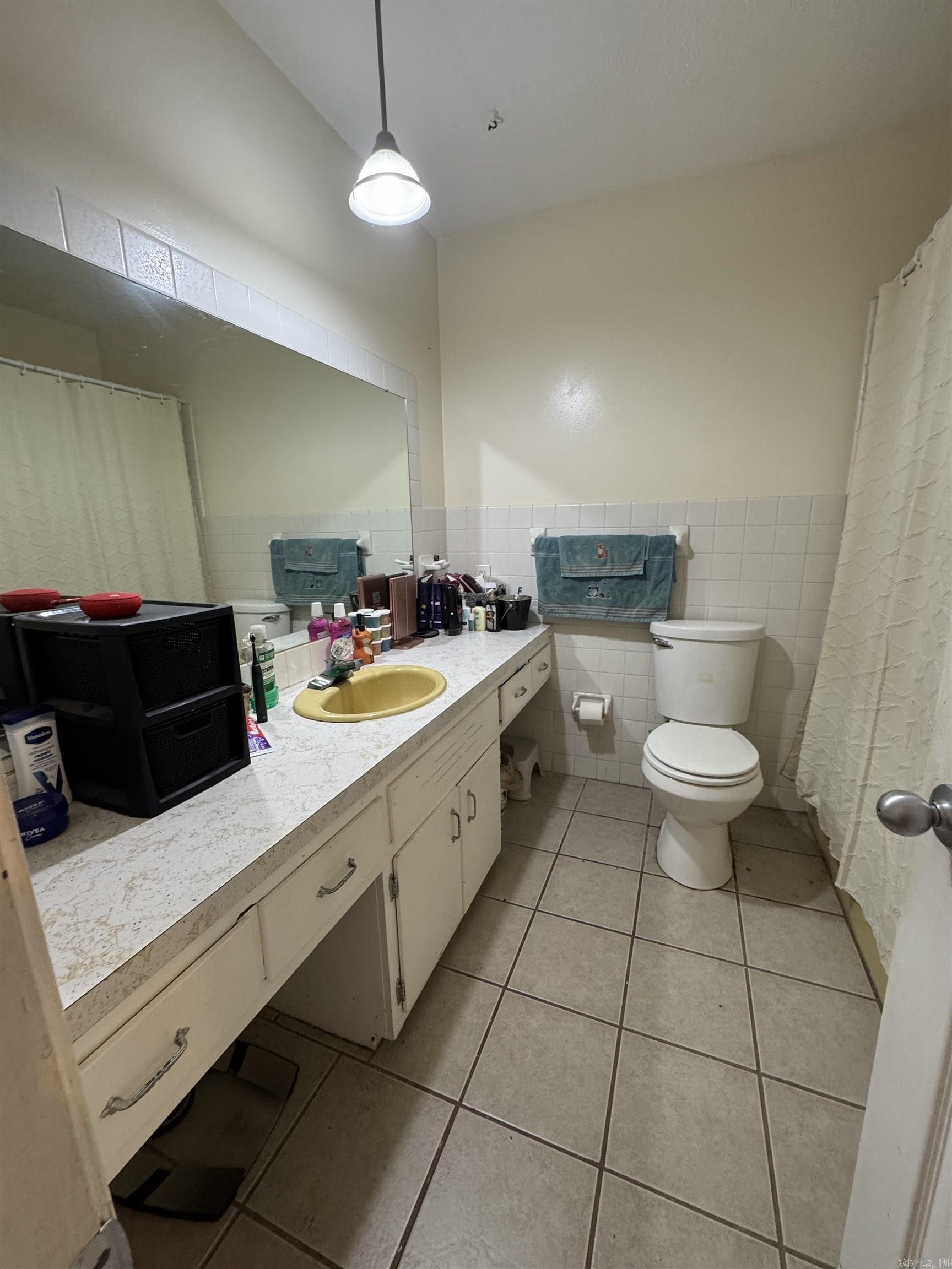 1018 Homecrest Drive Property Photo 12