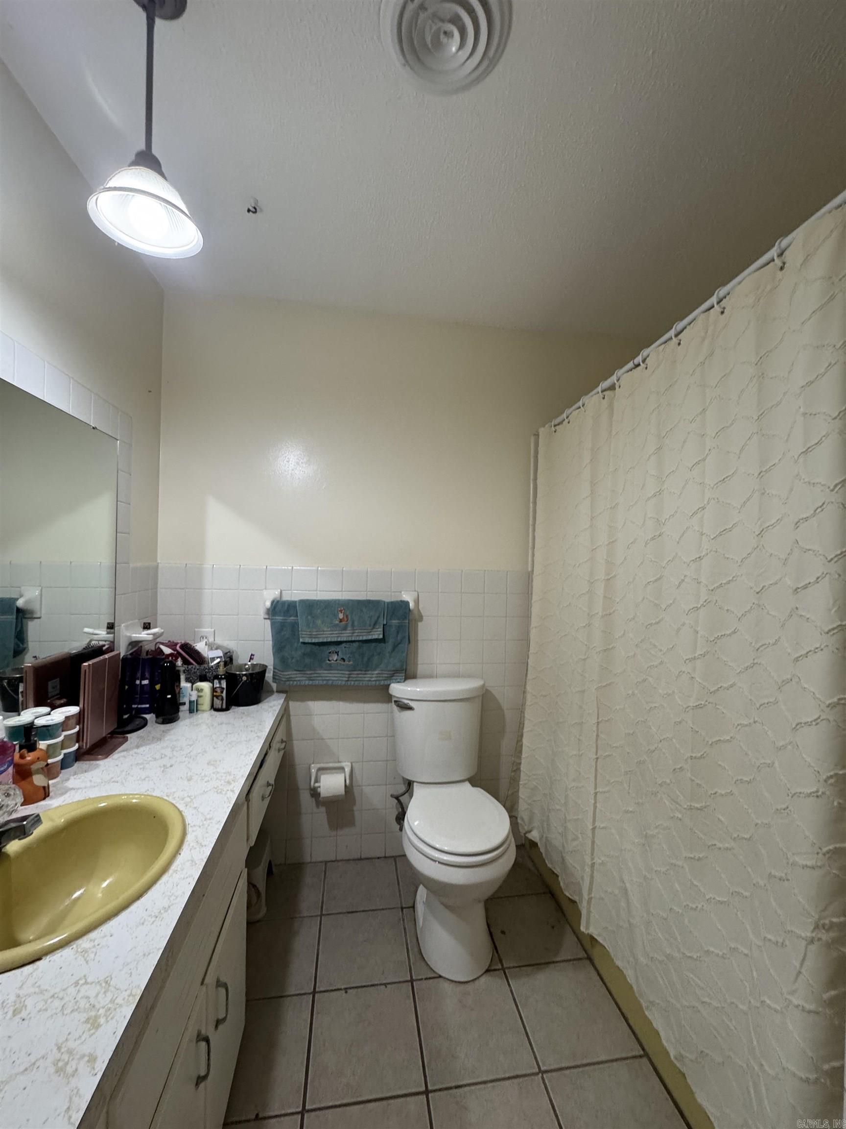 1018 Homecrest Drive Property Photo 13