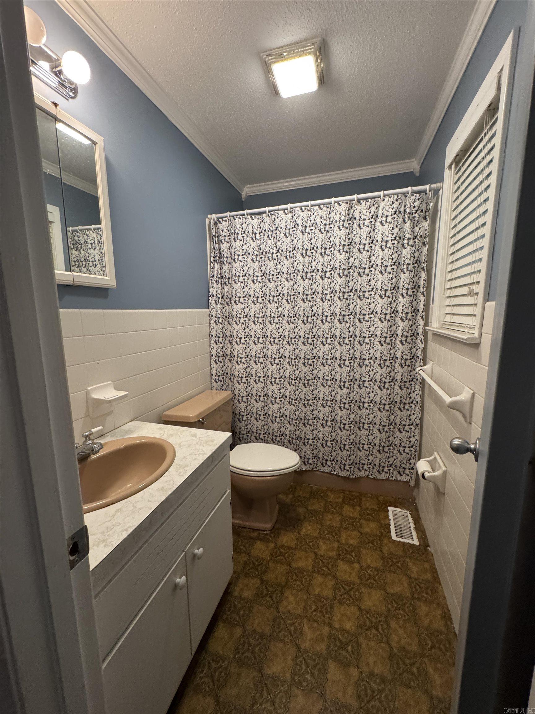 1018 Homecrest Drive Property Photo 19