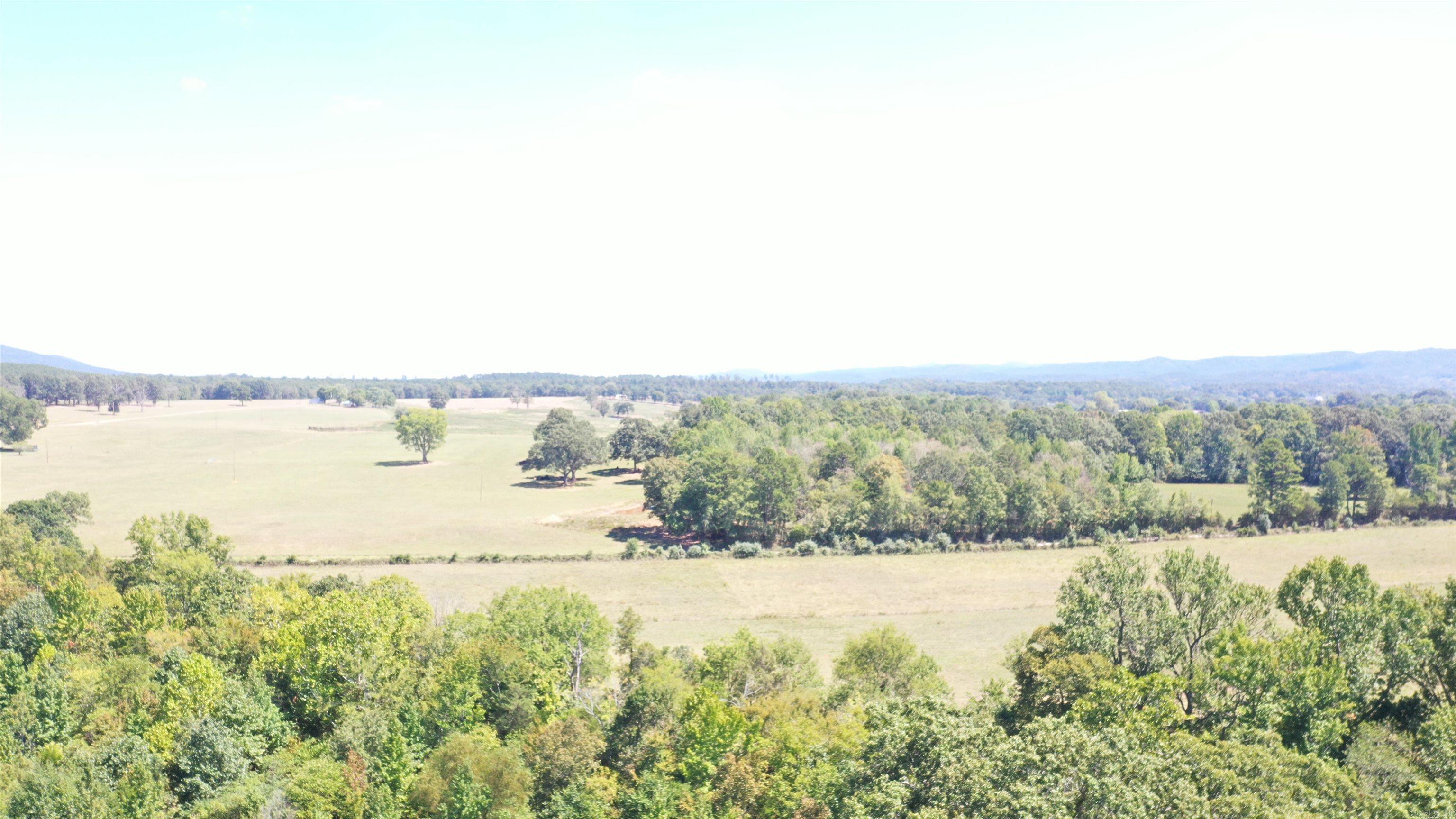 684 Old Waters Highway Property Photo 5